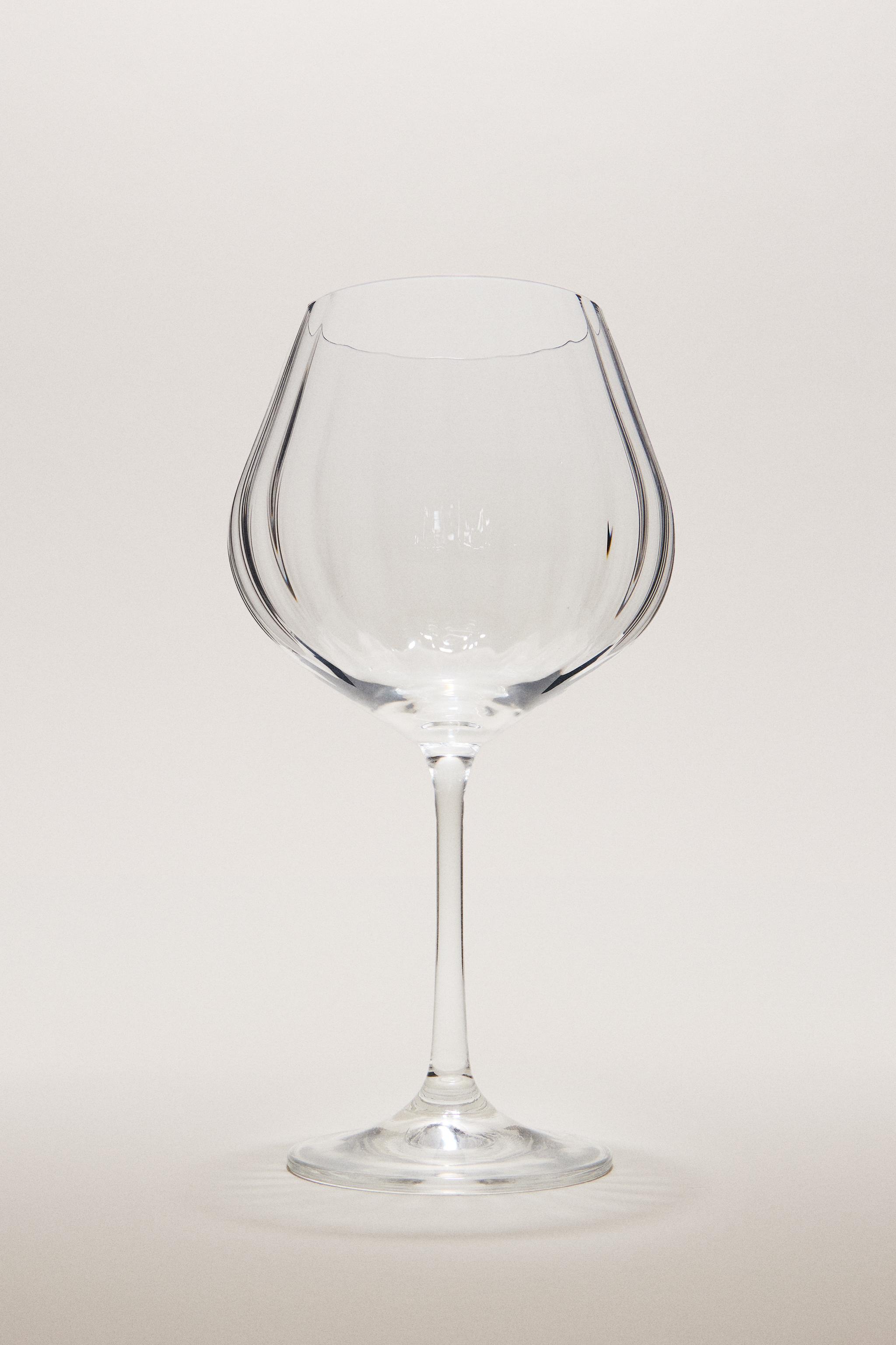 WAVY-EFFECT BOHEMIA CRYSTAL WINE GLASS