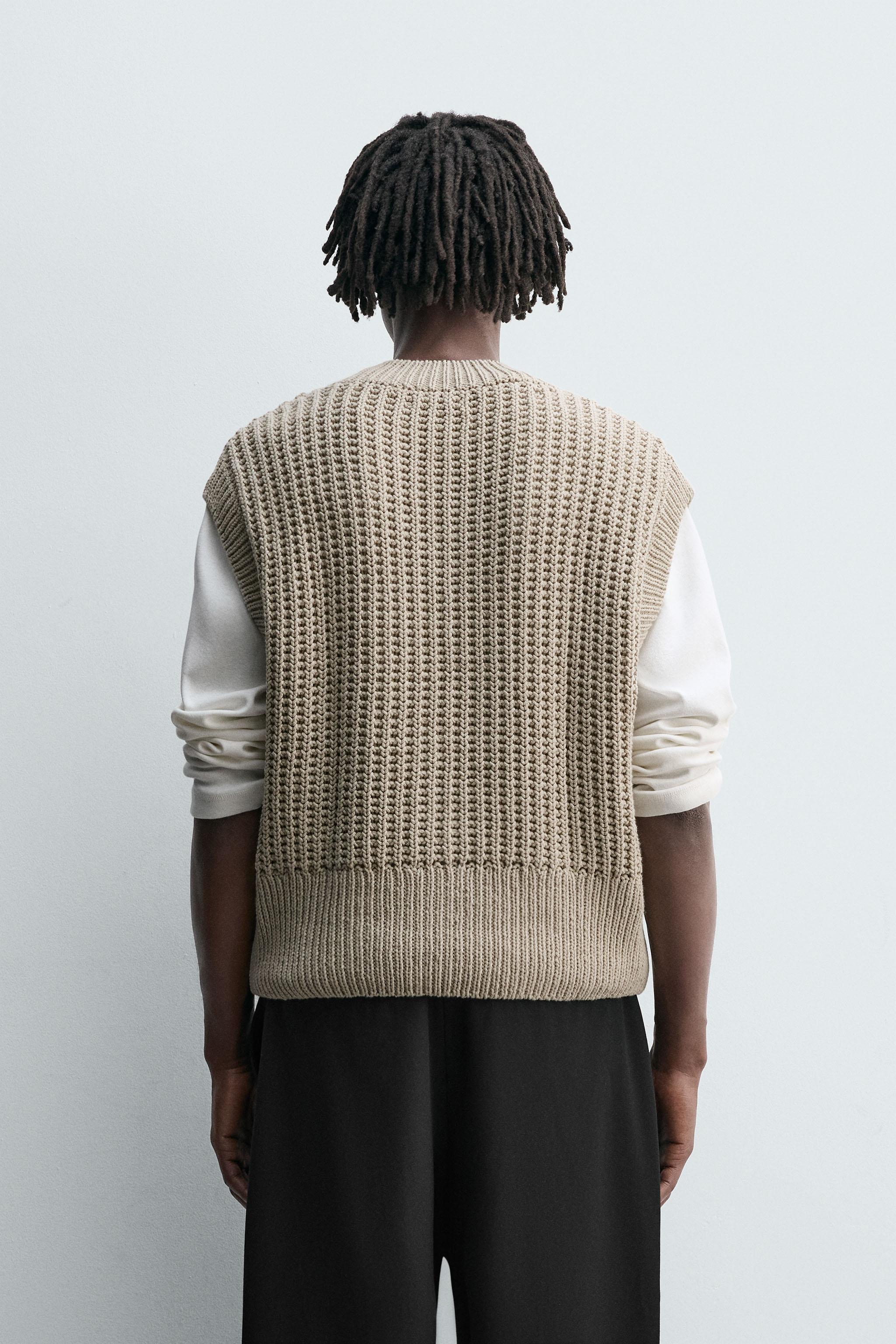 BOXY FIT KNIT VEST
