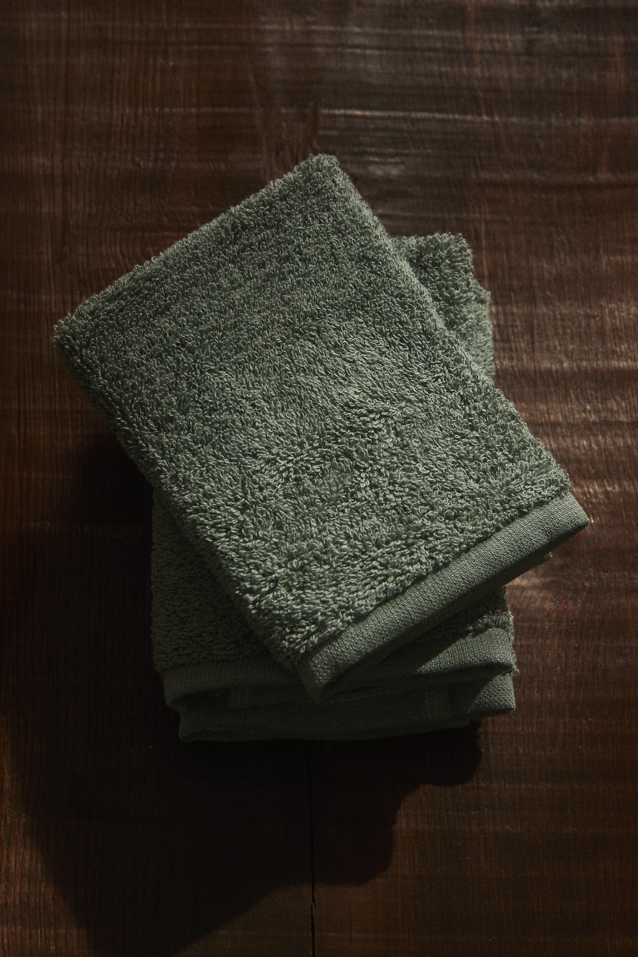 PACK OF COTTON HAND TOWELS (PACK OF 3)