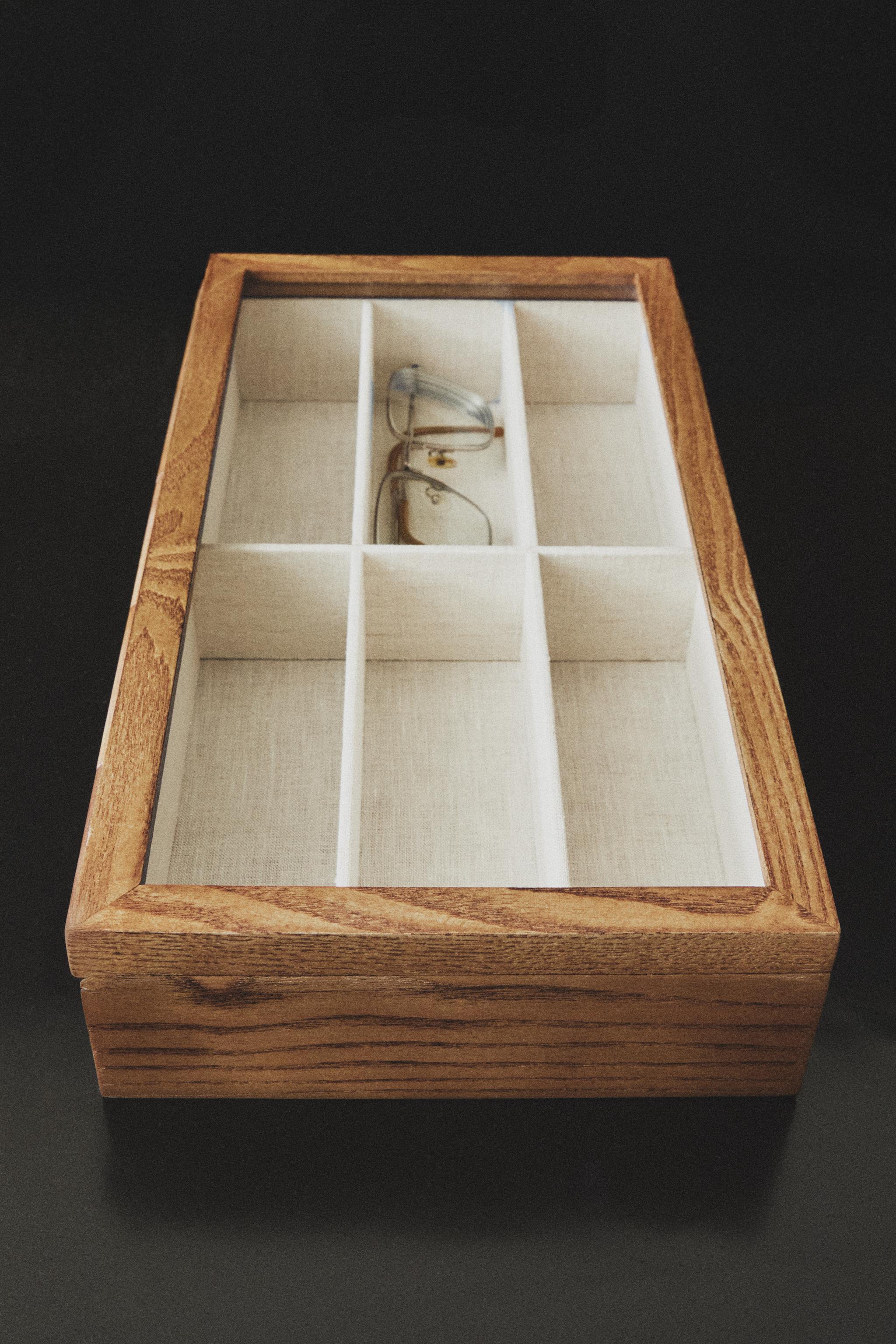 WOODEN JEWELRY AND GLASSES STORAGE BOX
