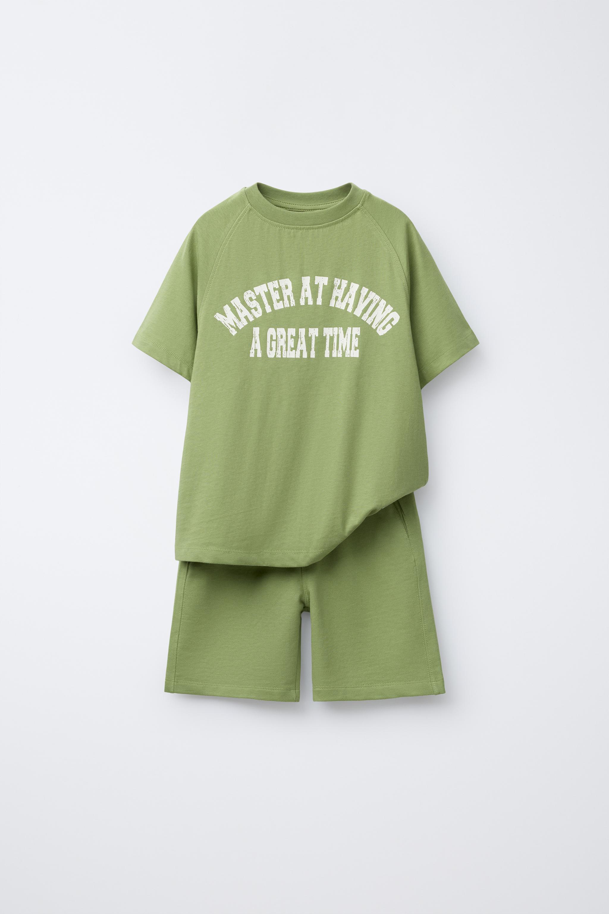 TEXT PRINT T-SHIRT AND BERMUDA SET