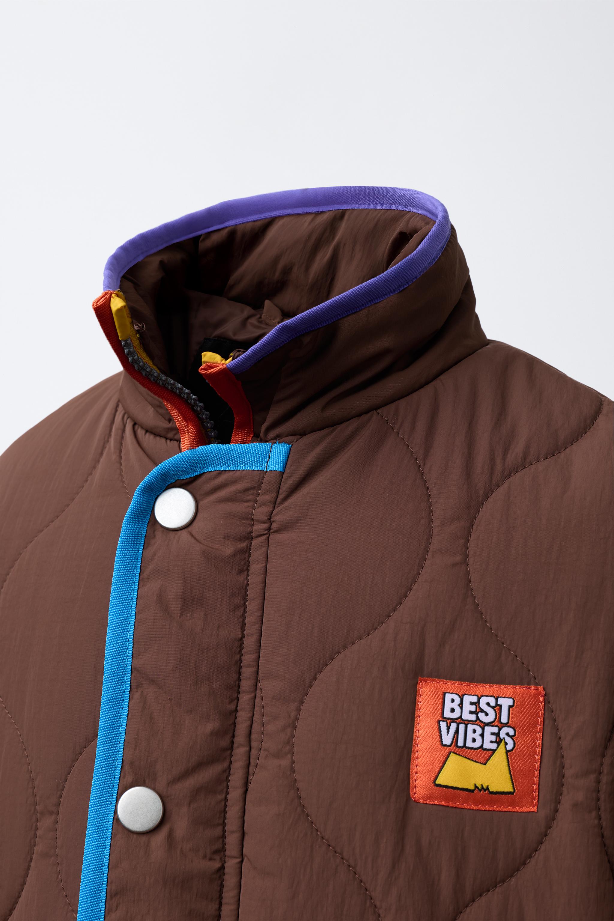 CONTRASTING DETAILS JACKET