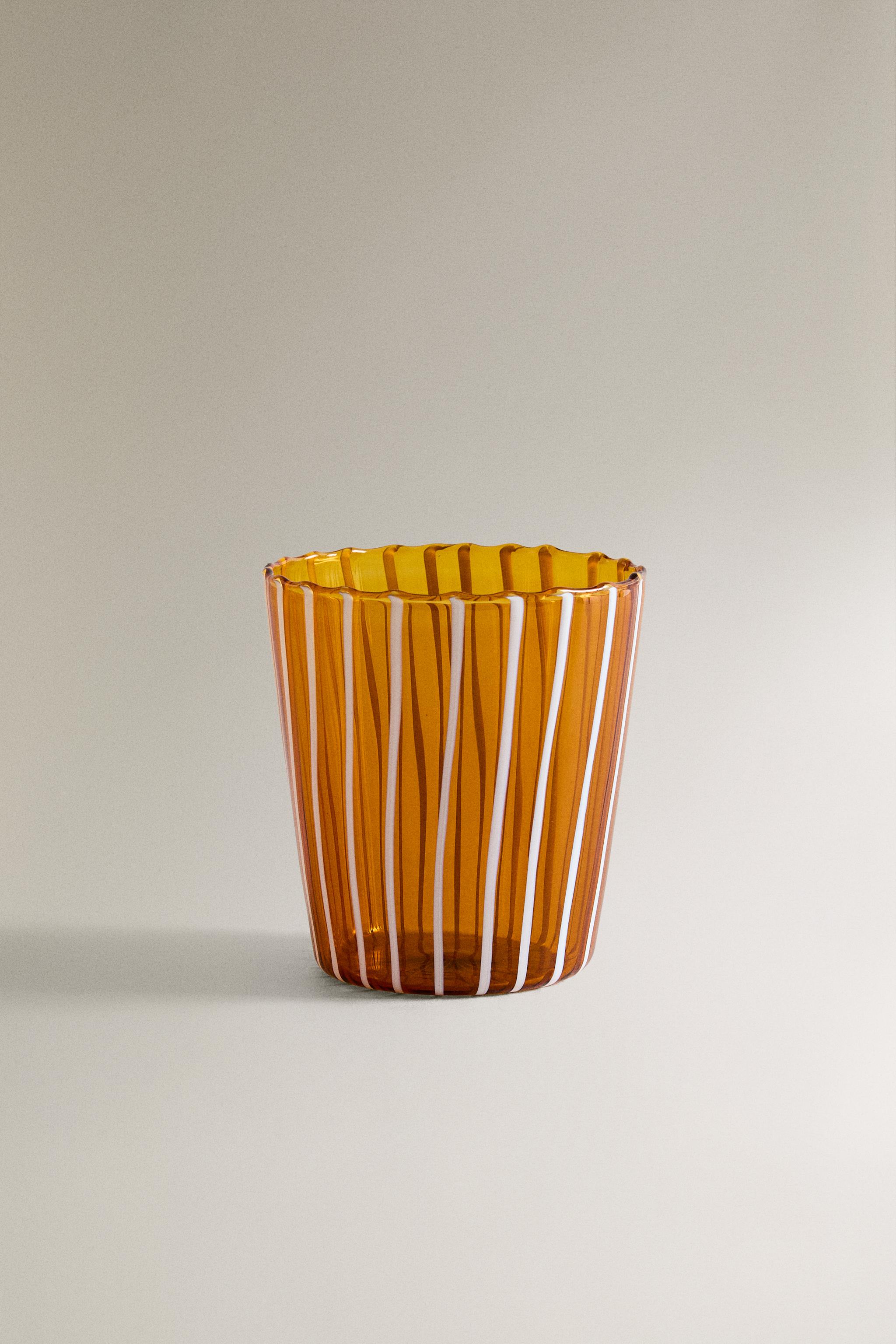STRIPED BOROSILICATE GLASS TUMBLER WITH LINES
