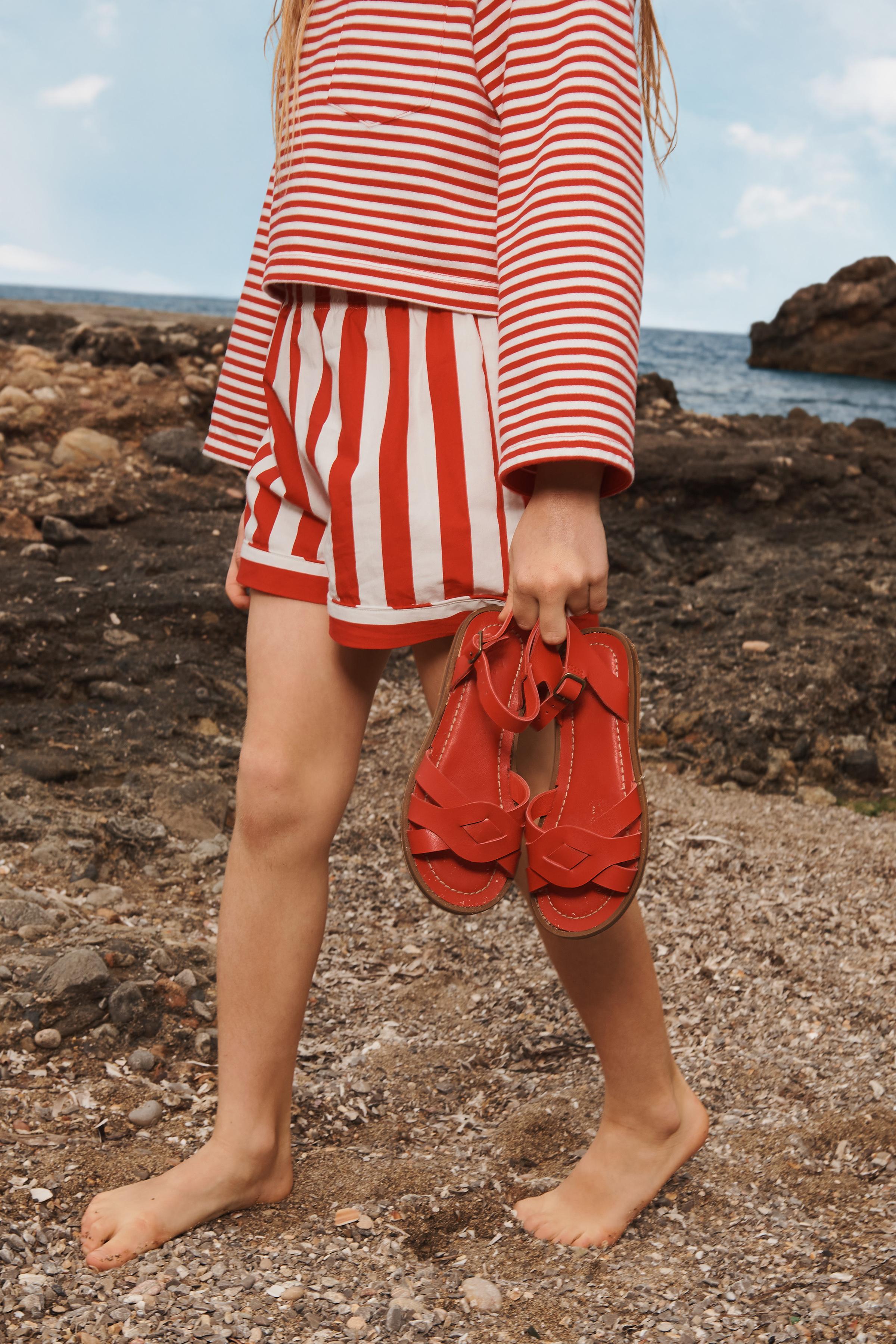 LIMITED EDITION LEATHER SANDALS