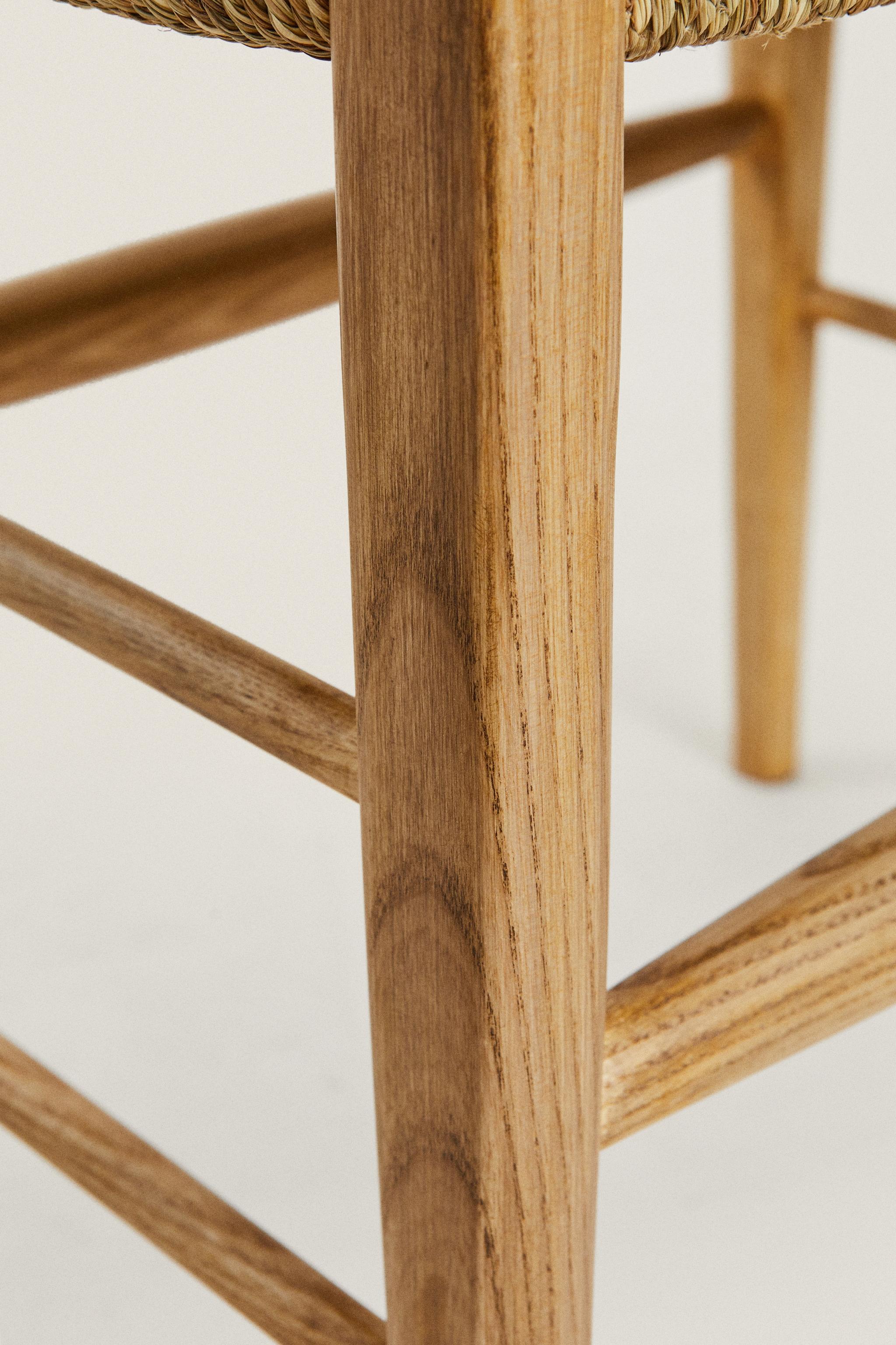 ASH WOOD AND SEAGRASS BENCH