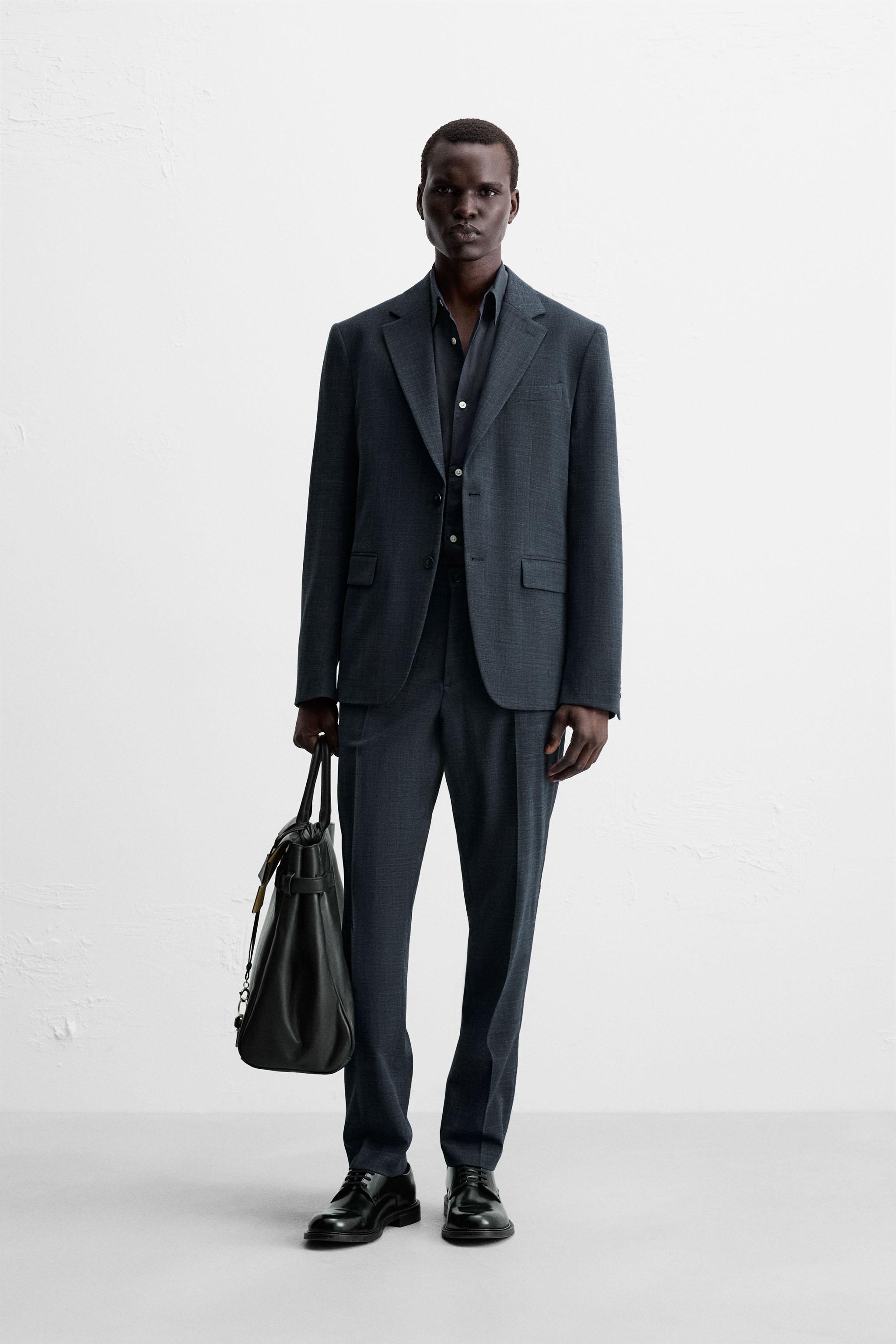 TEXTURED SUIT BLAZER