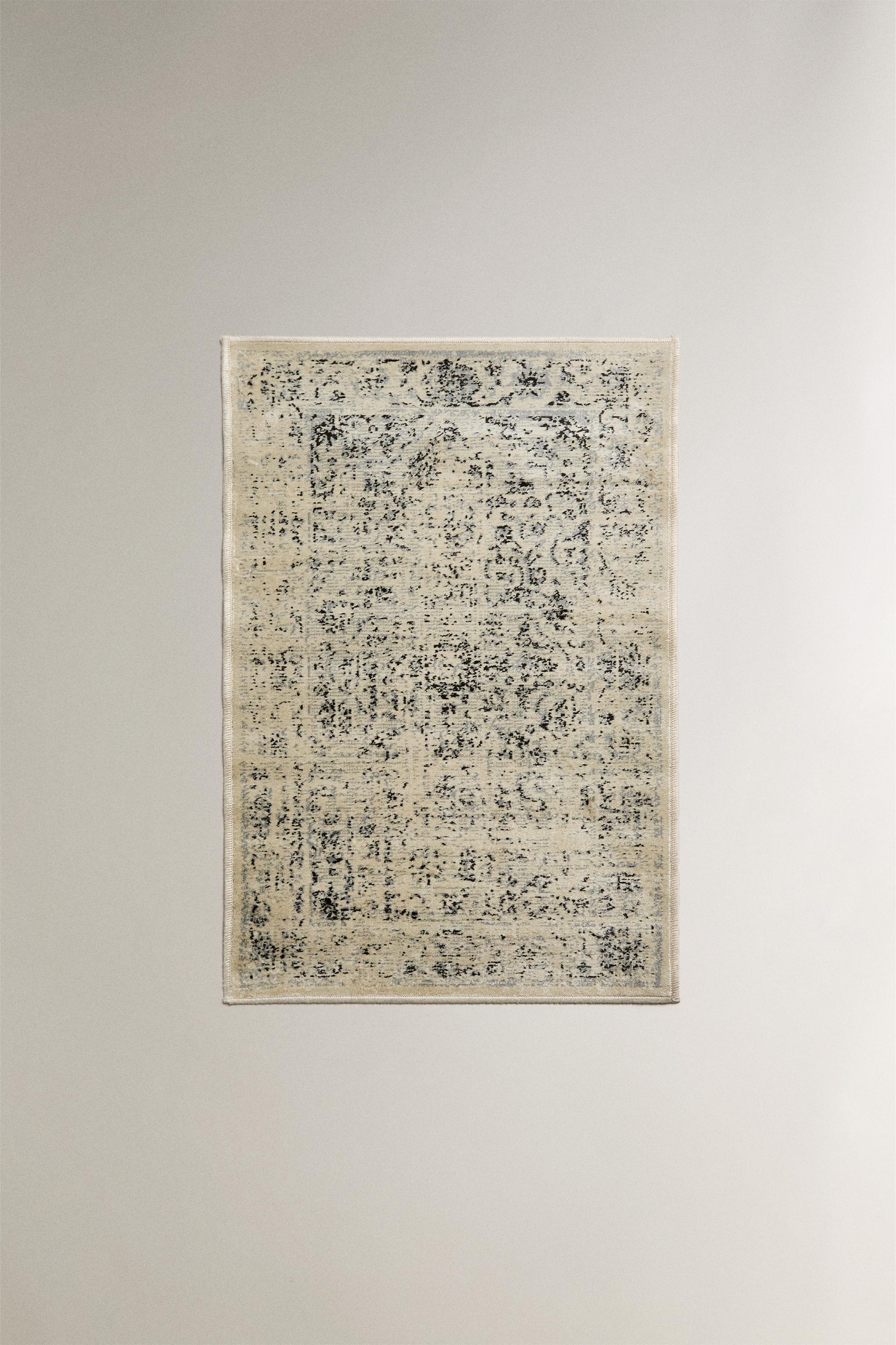 VINTAGE EFFECT AREA RUG