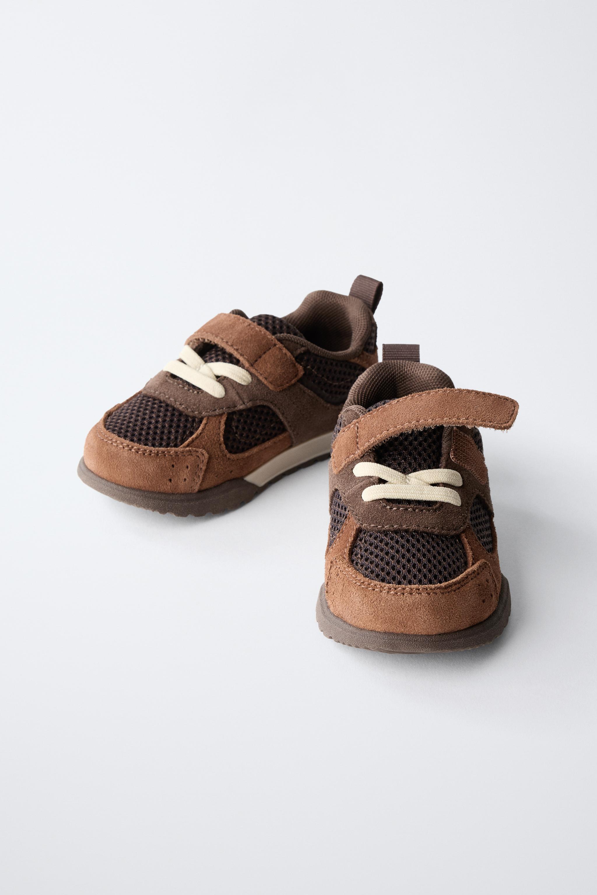 BAREFOOT MULTI-PIECE SNEAKERS