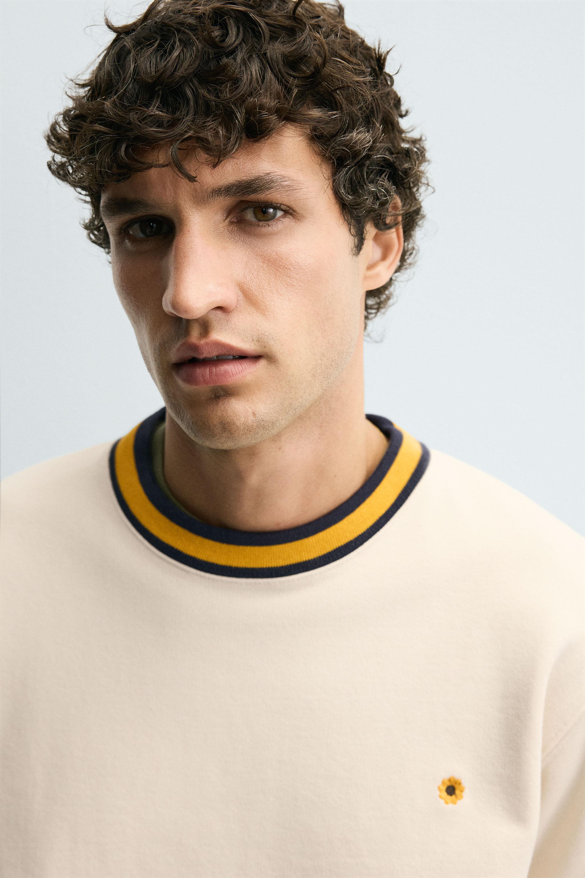 CONTRAST RIB EMBROIDERED SWEATSHIRT