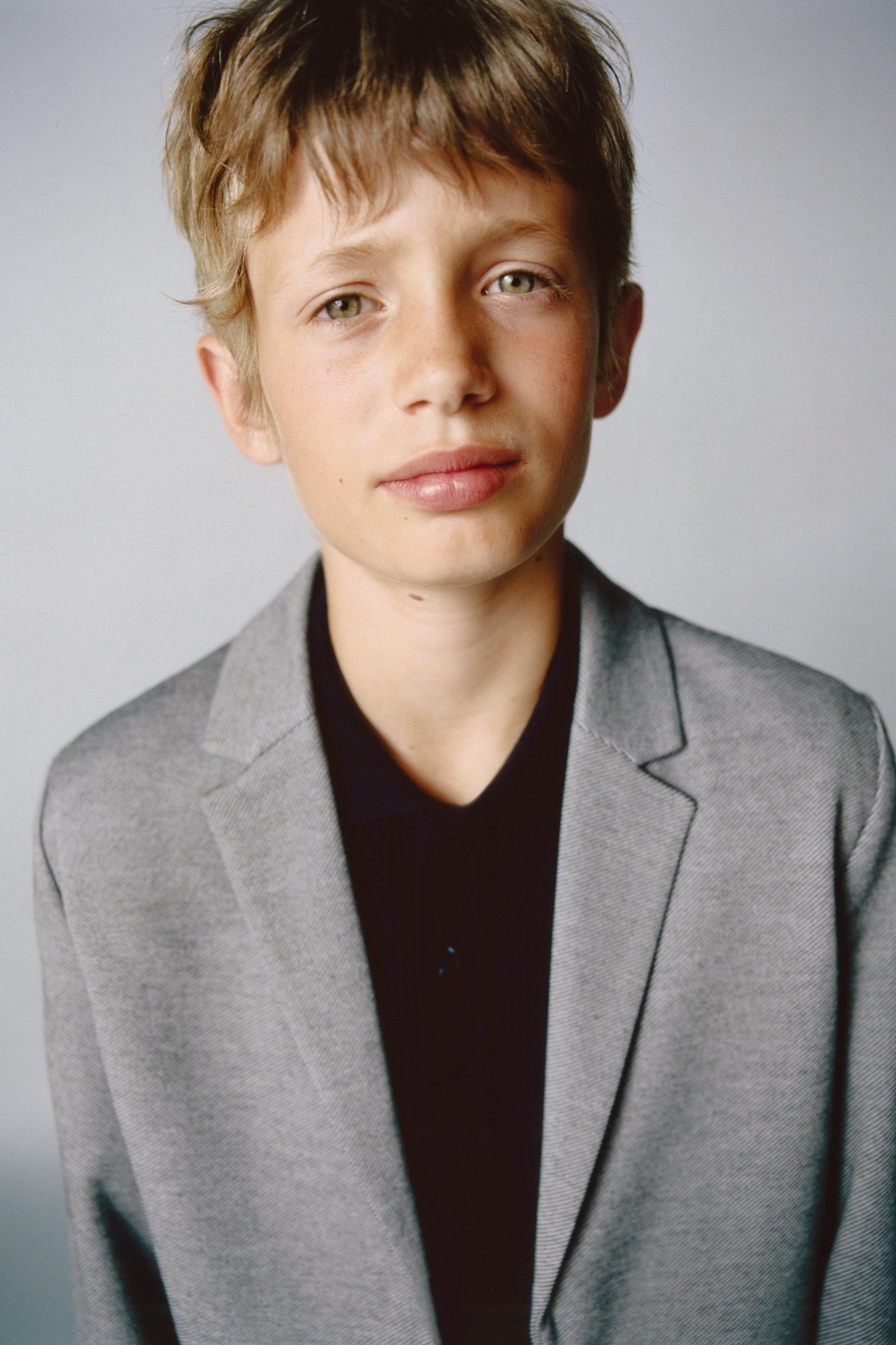 BASIC RIBBED POLO SHIRT