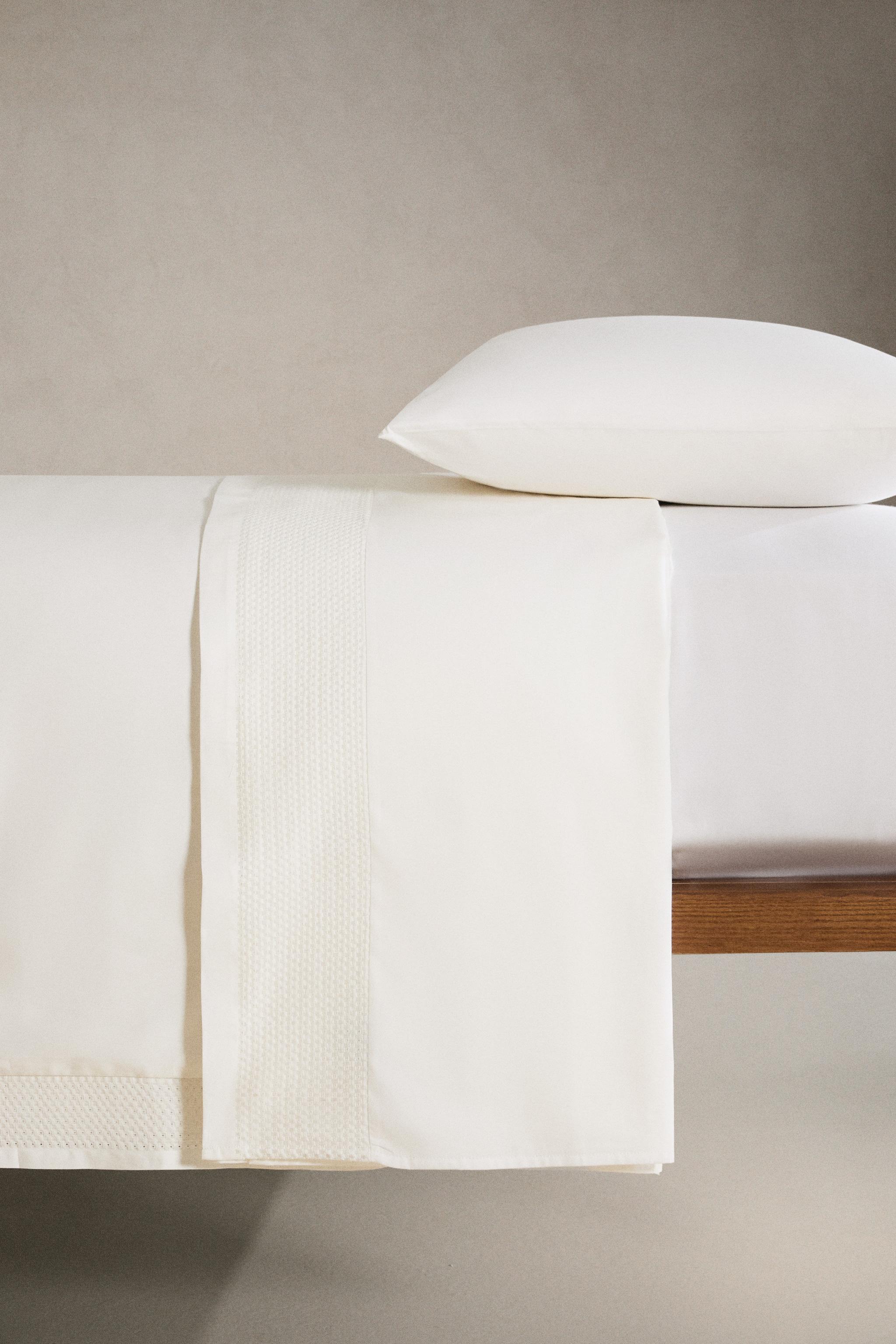 BORDERED SATEEN DUVET COVER