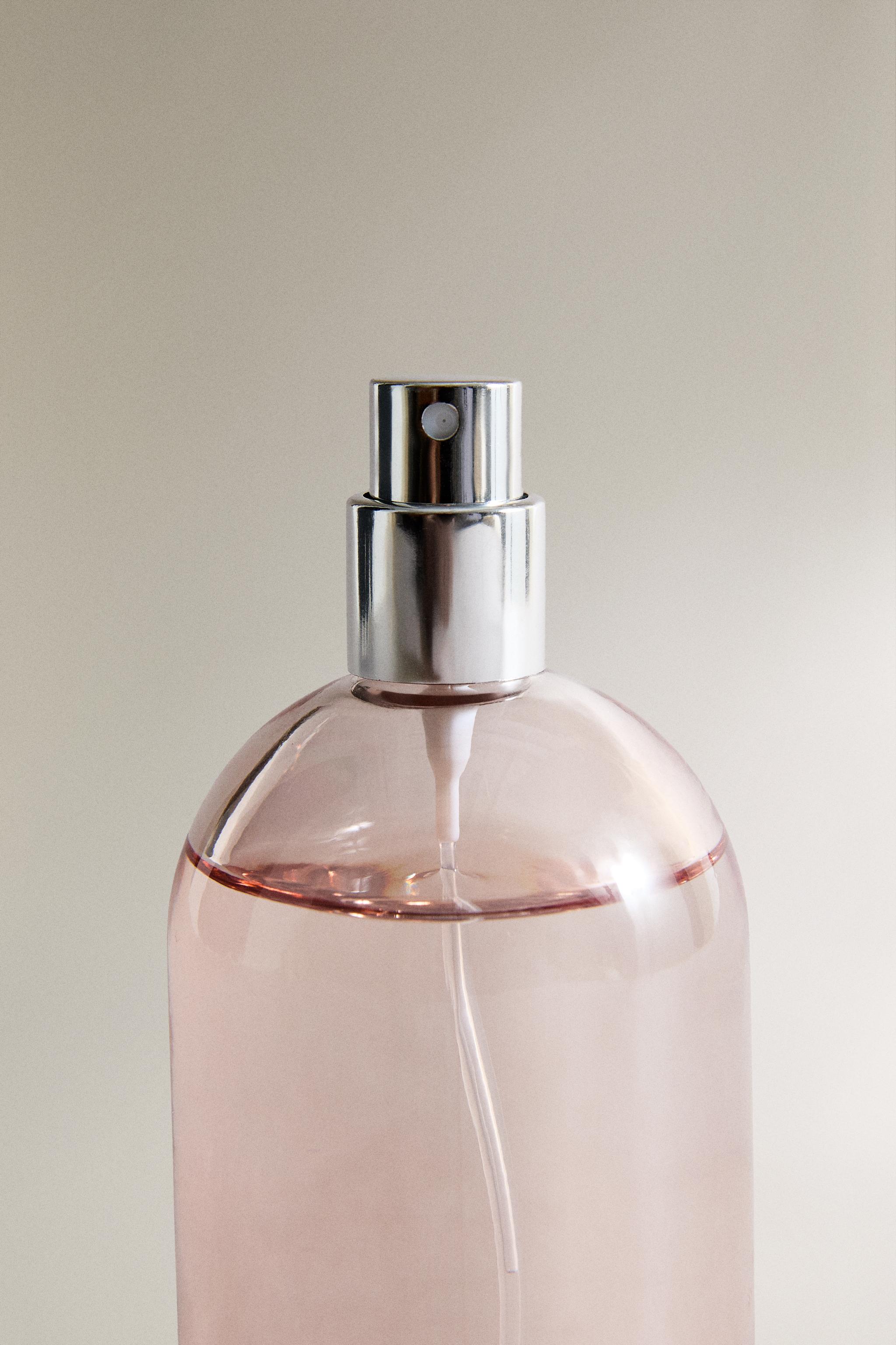 (3.38 oz) MUSKY LILY SPRAY DIFFUSER