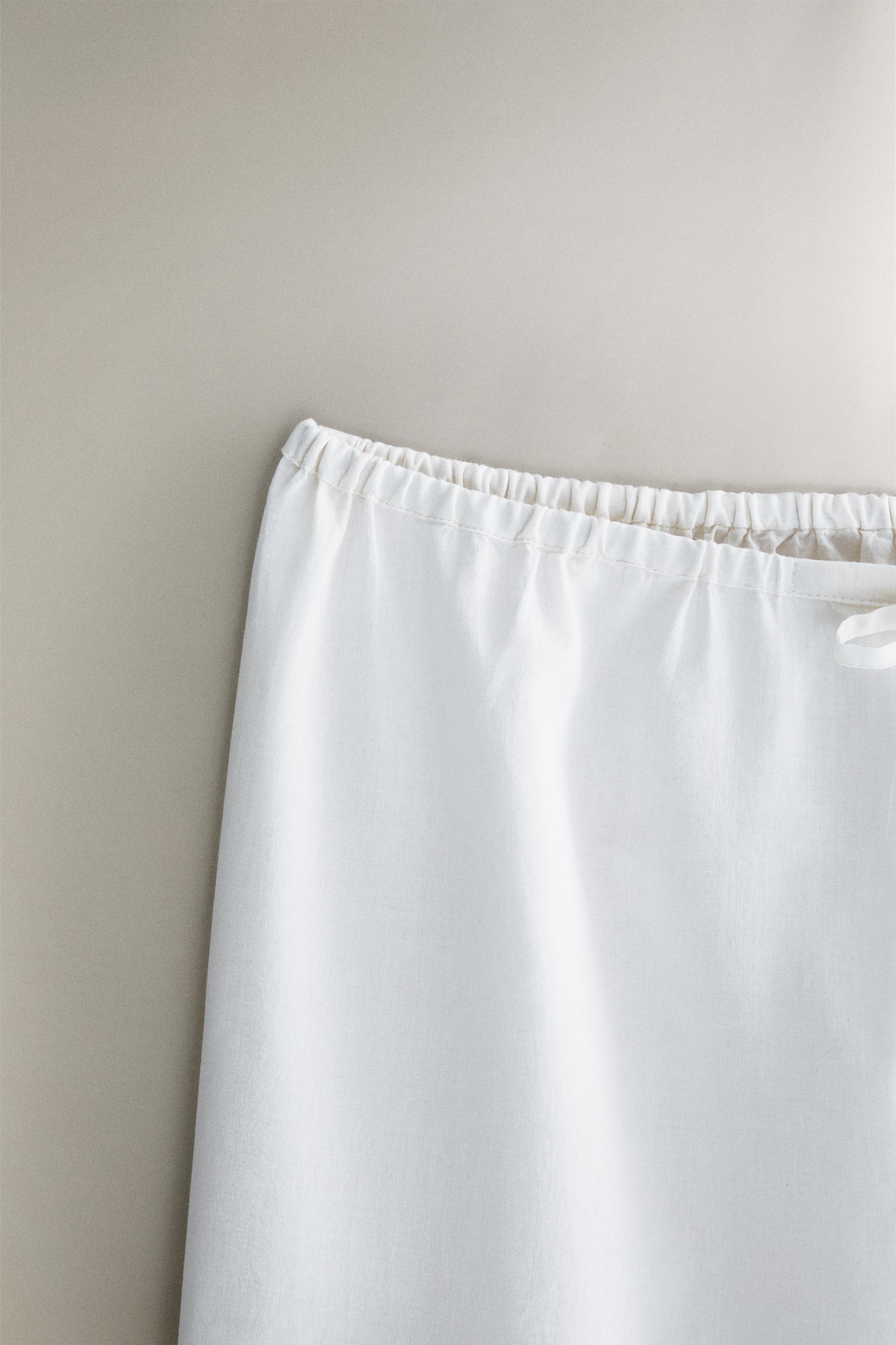 CROPPED PANTS WITH SEAMS