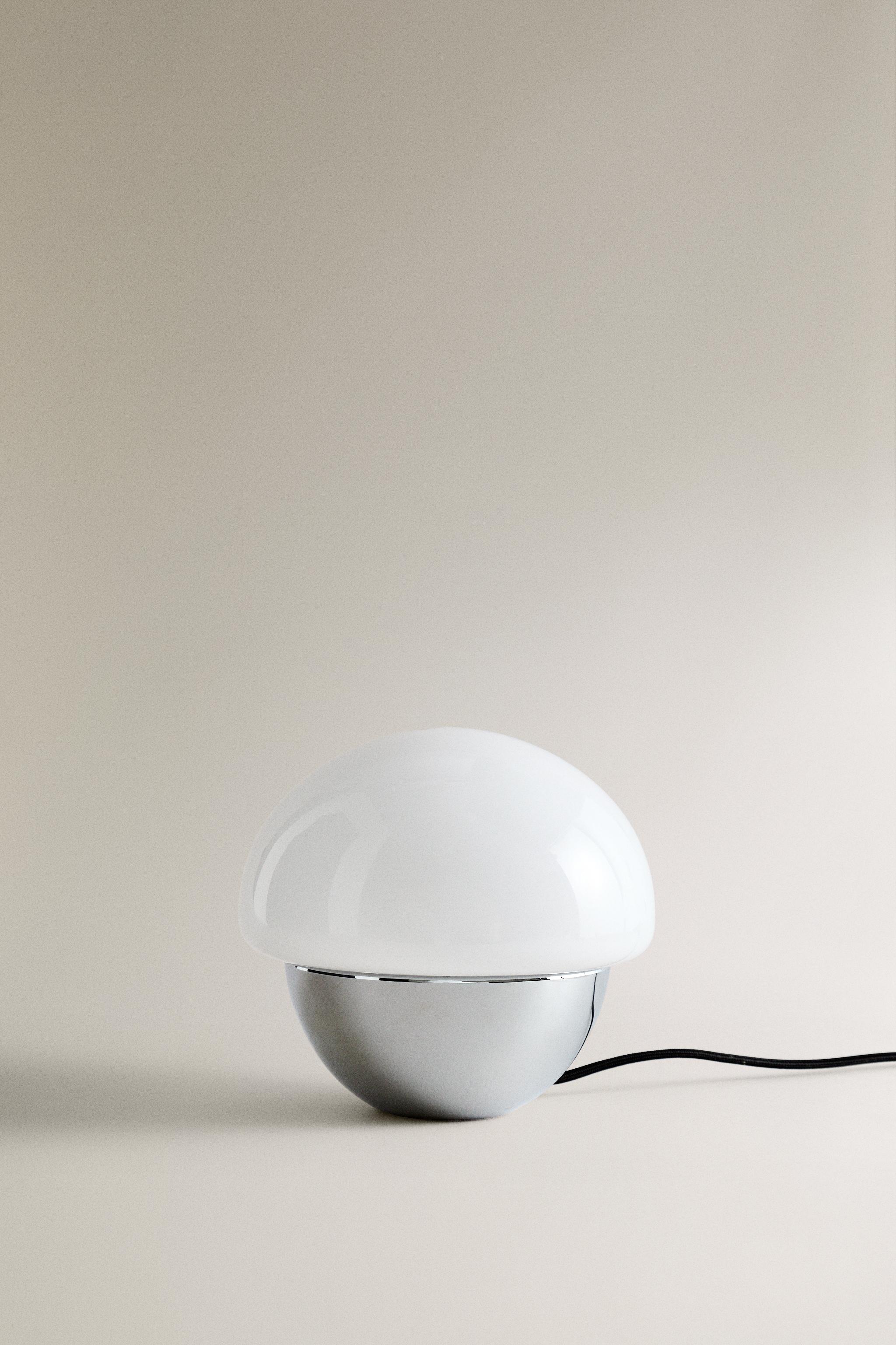 OVAL TABLE LAMP