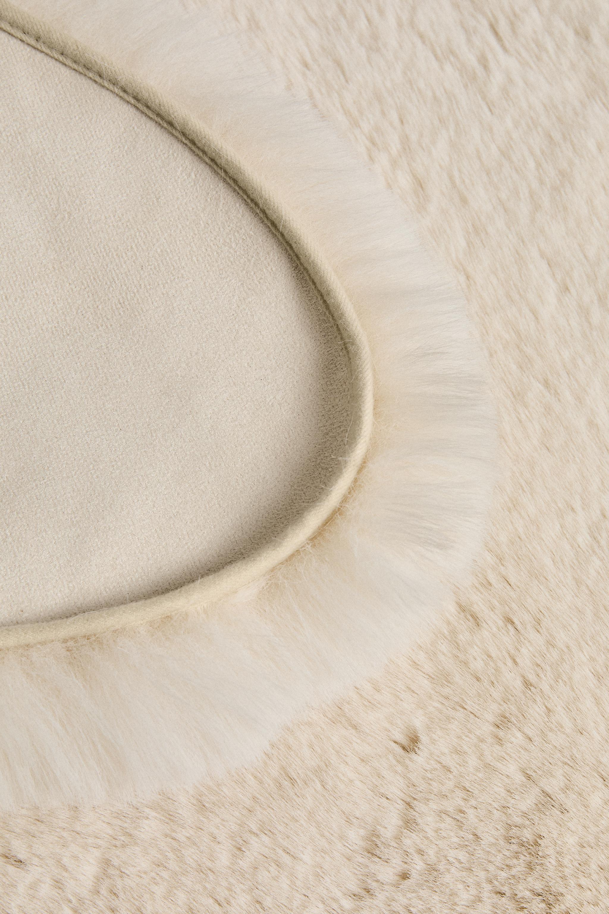 IRREGULAR FUZZY SMALL AREA RUG