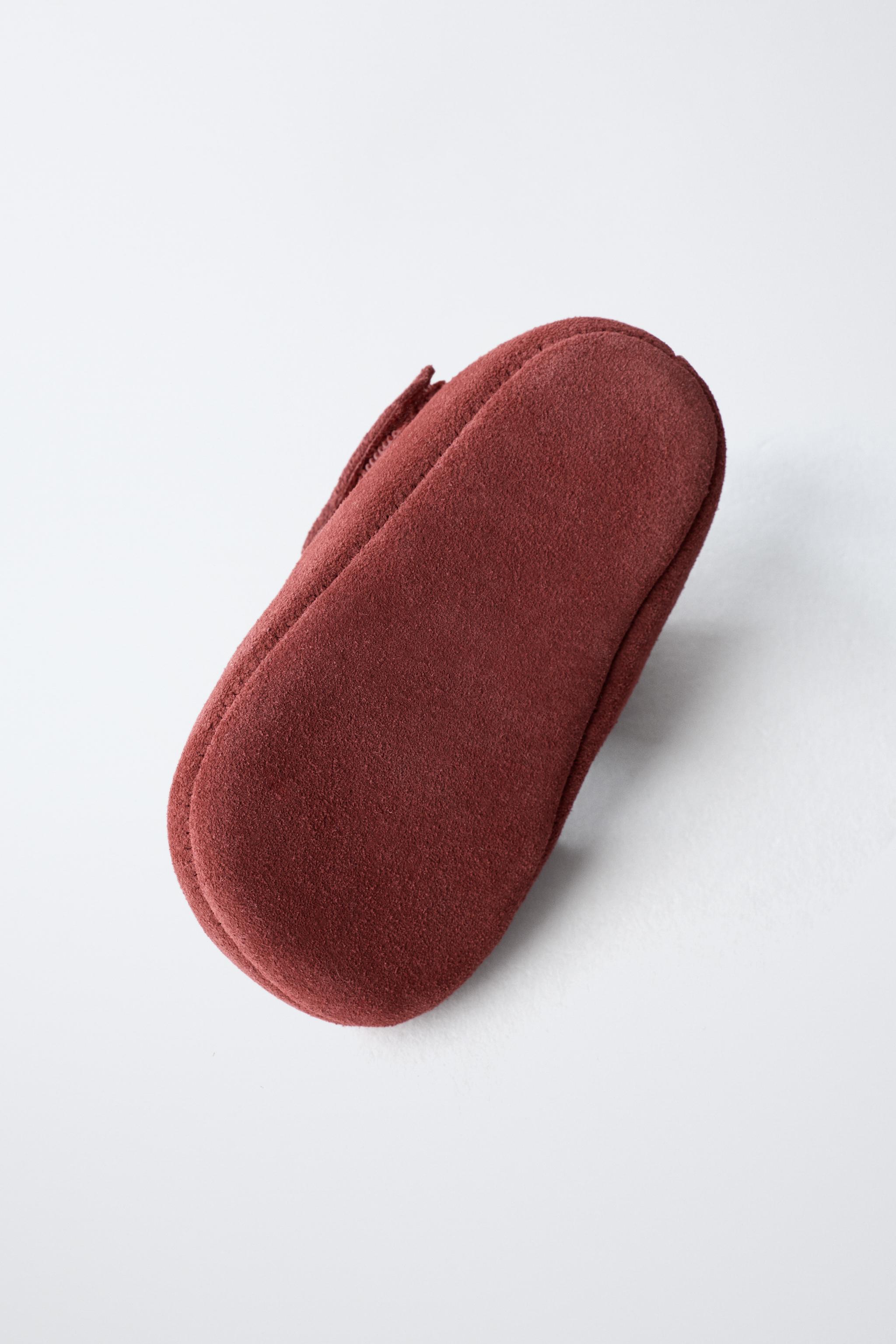 LEATHER T-STRAP SHOES