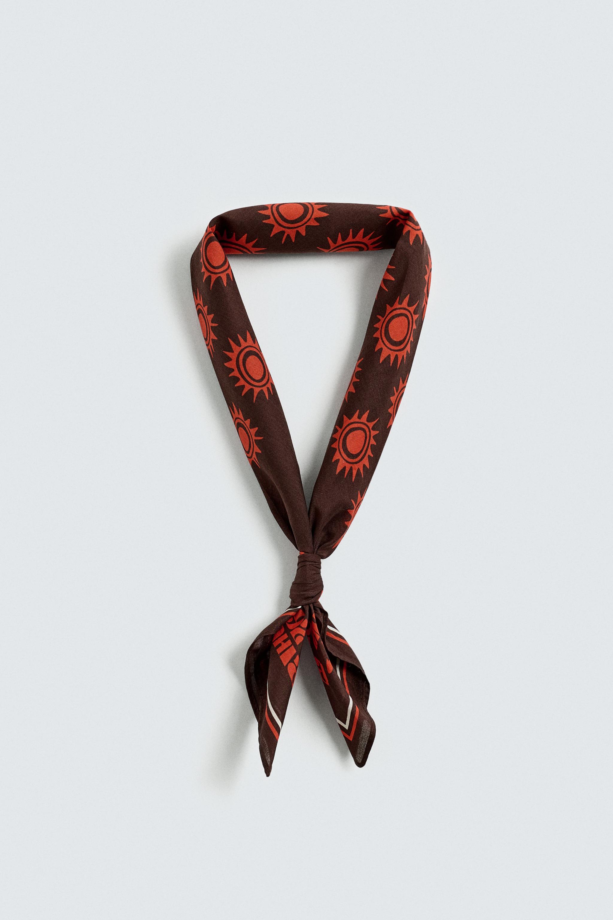 GRAPHIC PRINT BANDANA