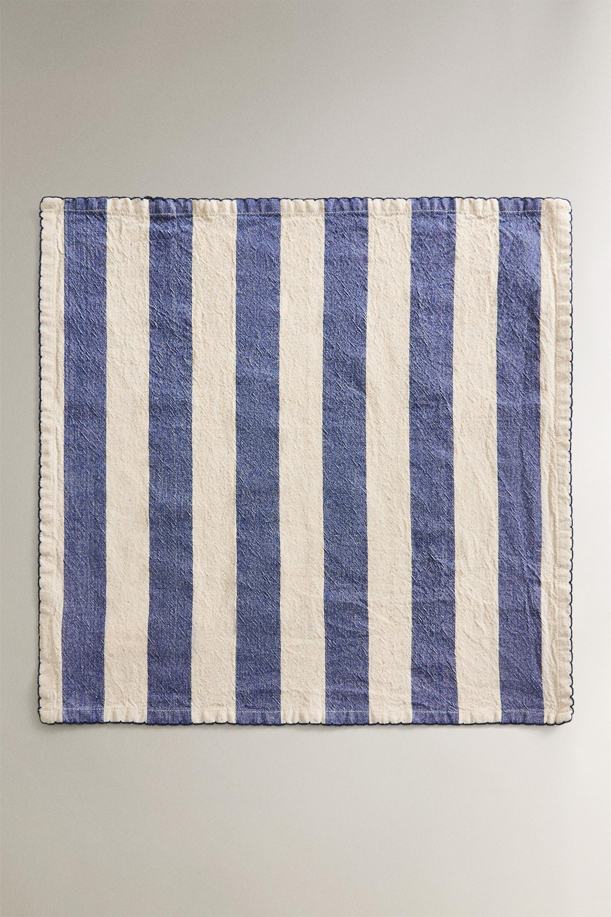 SET OF DYED THREAD STRIPED NAPKINS (SET OF 2)