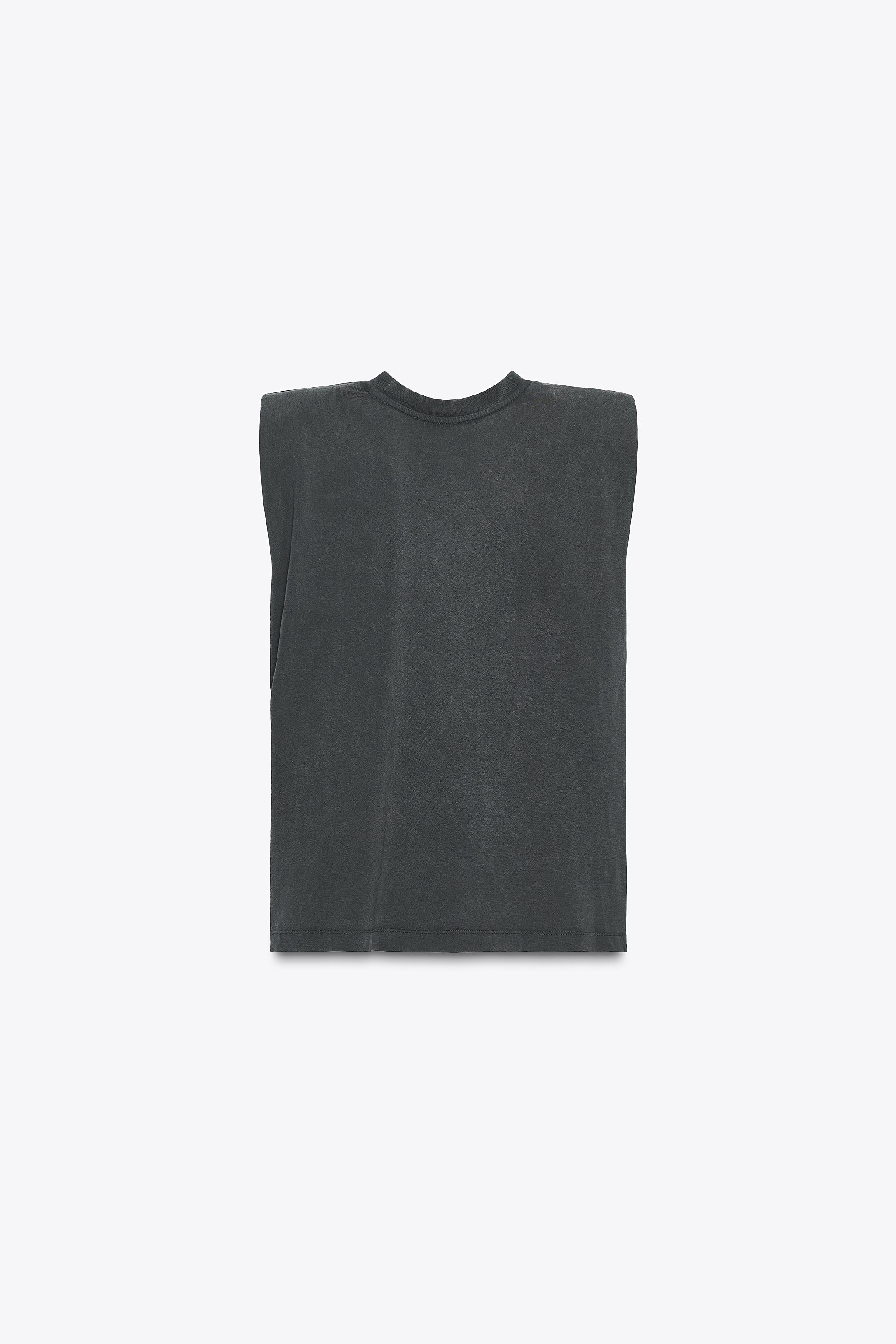 WASHED EFFECT JEWEL SHOULDER PAD T-SHIRT