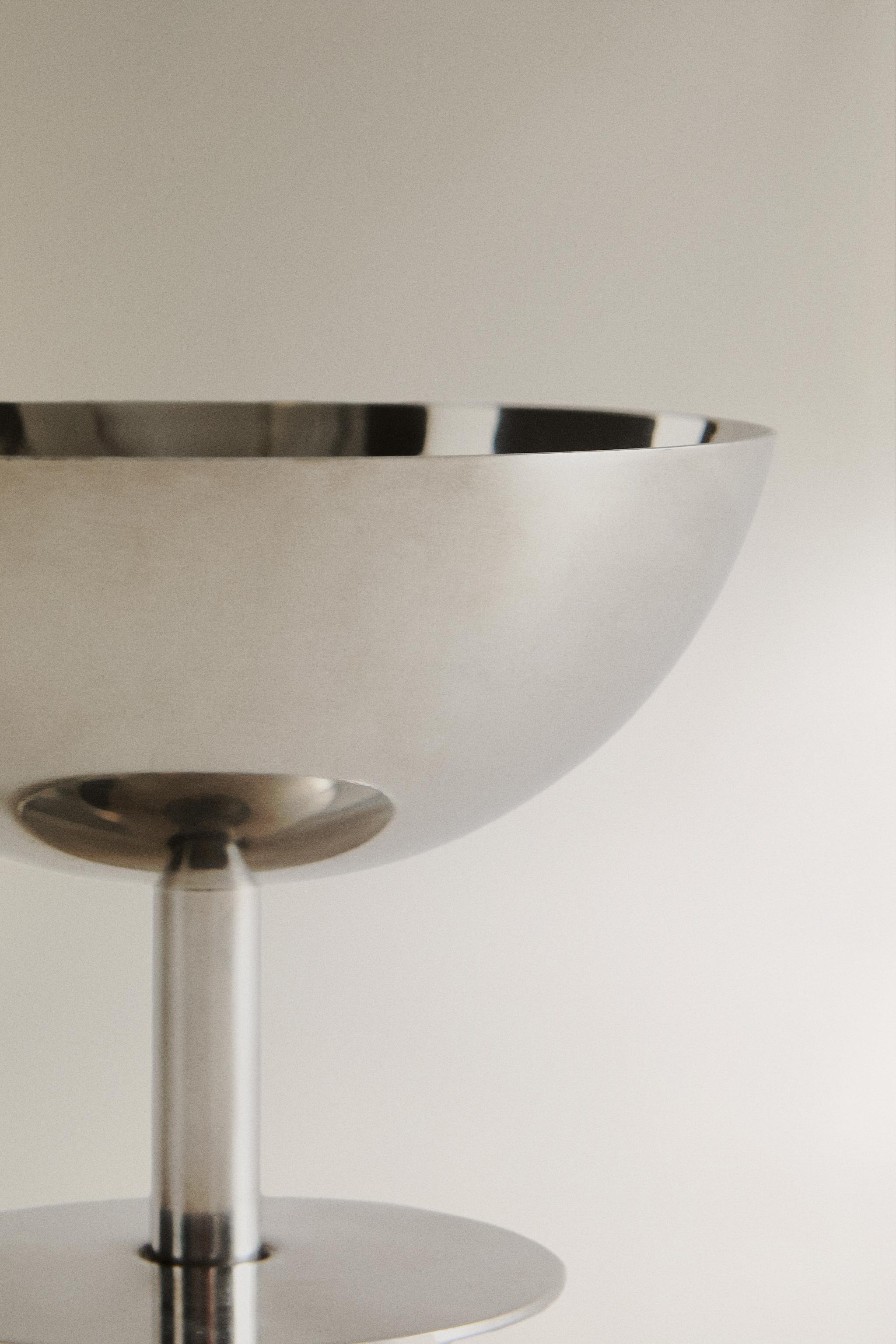 SHINY METAL ICE-CREAM CUP