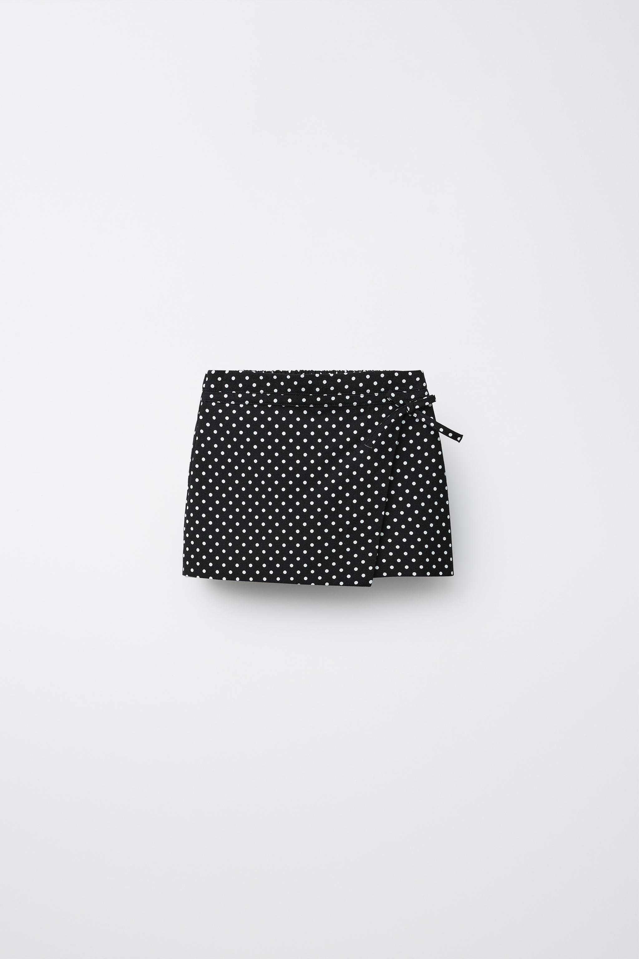 POLKA DOT SKORT