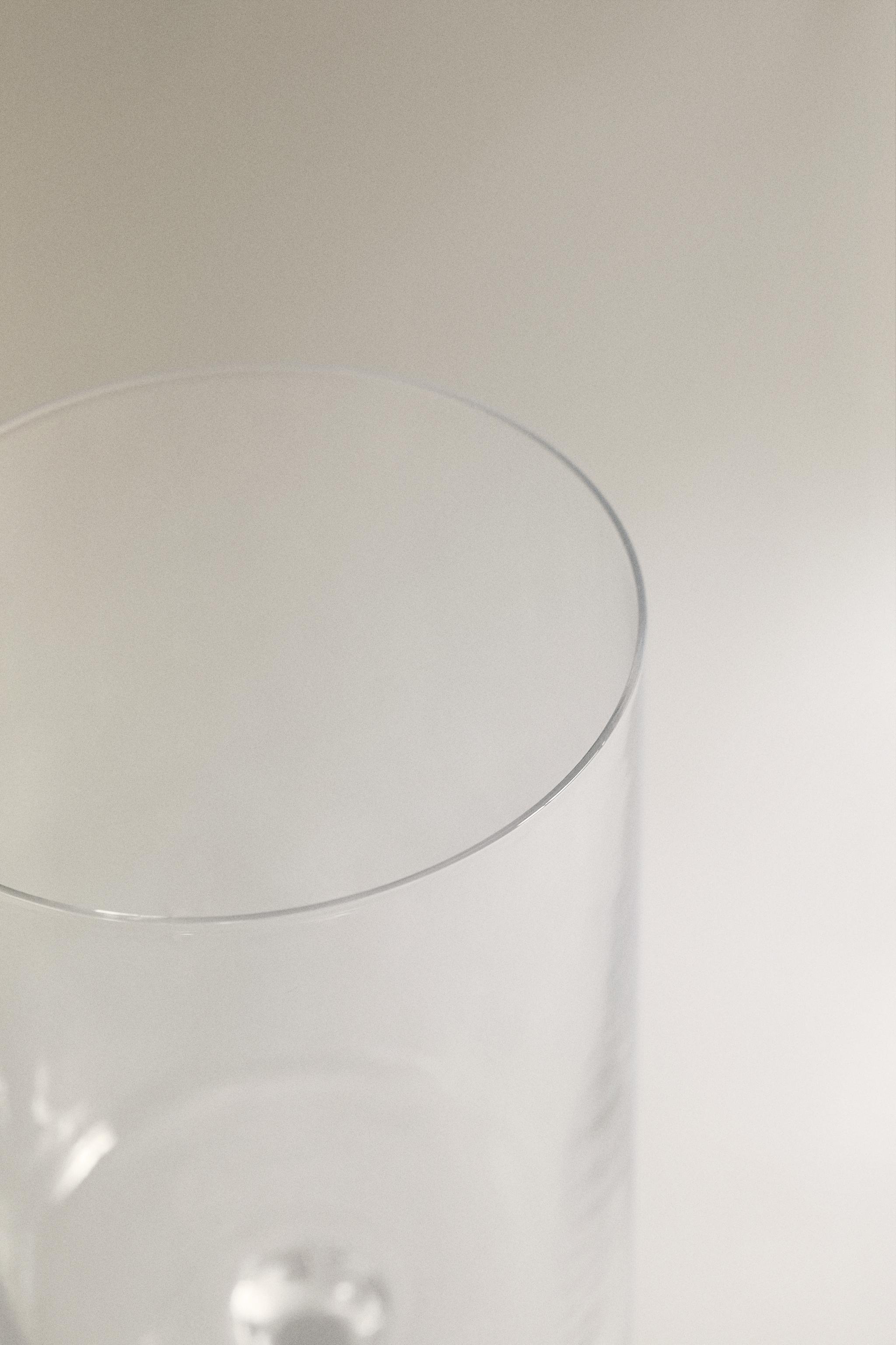 STRAIGHT CRYSTALLINE GLASS