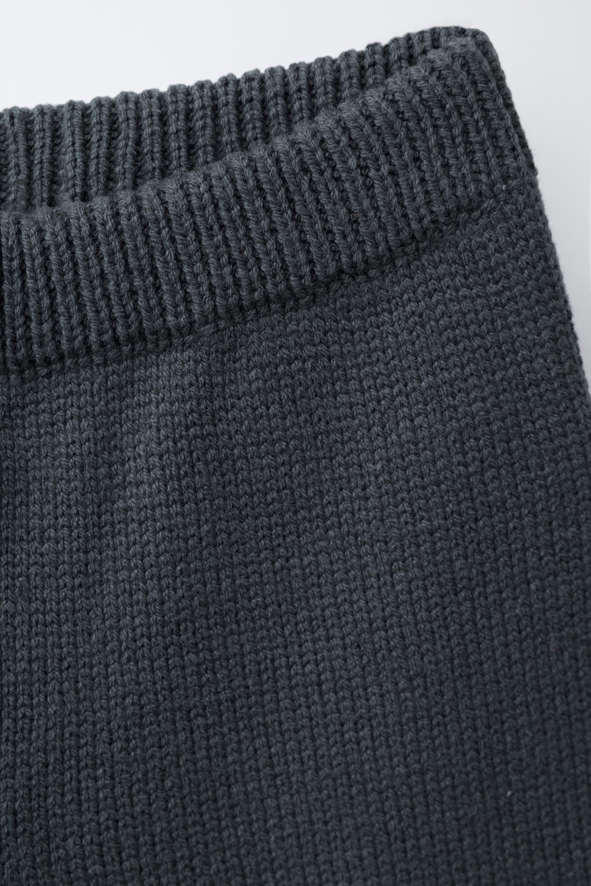 EMBROIDERED FLORAL KNIT CULOTTES