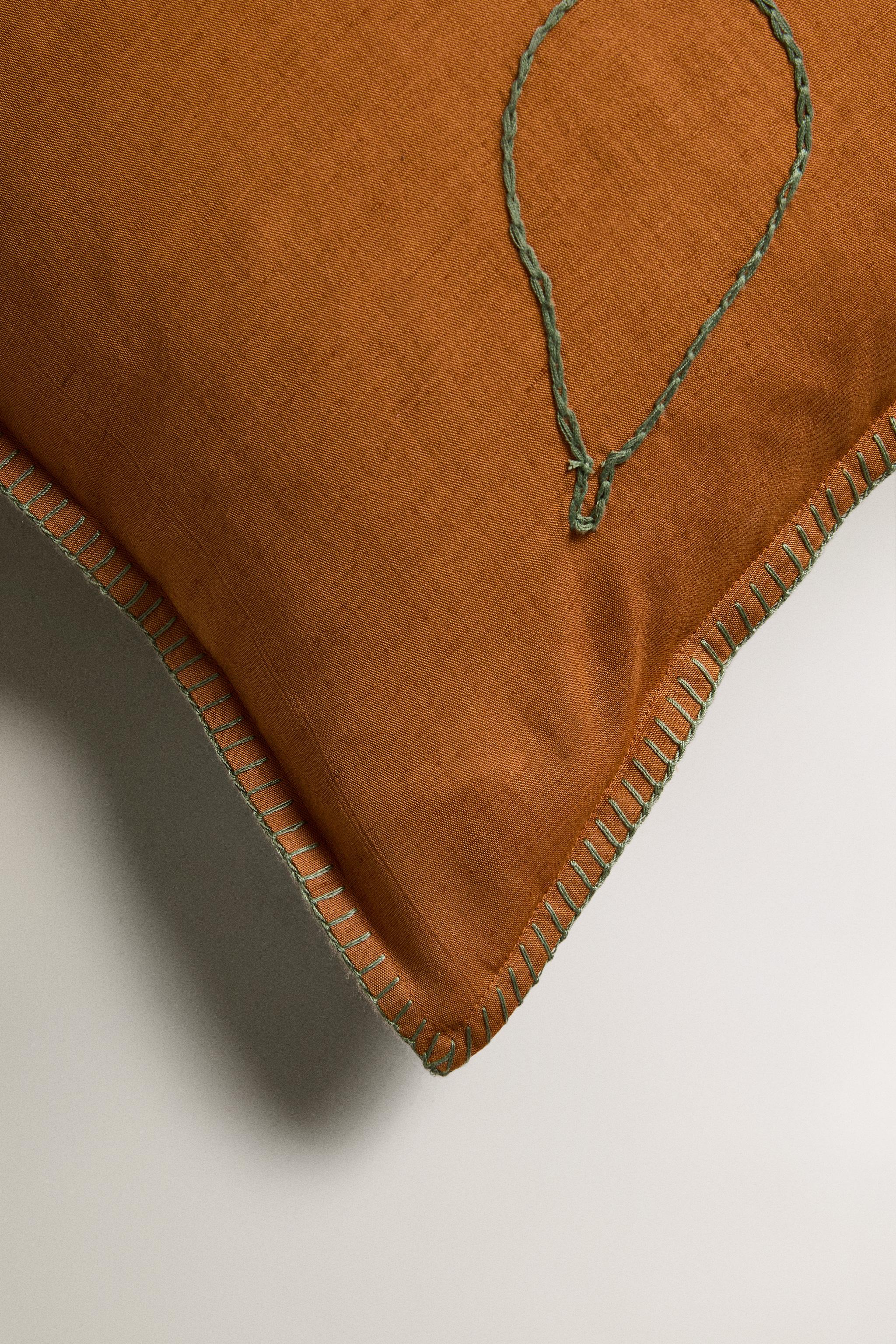 THROW PILLOW COVER WITH RAISED DESIGN EMBROIDERY