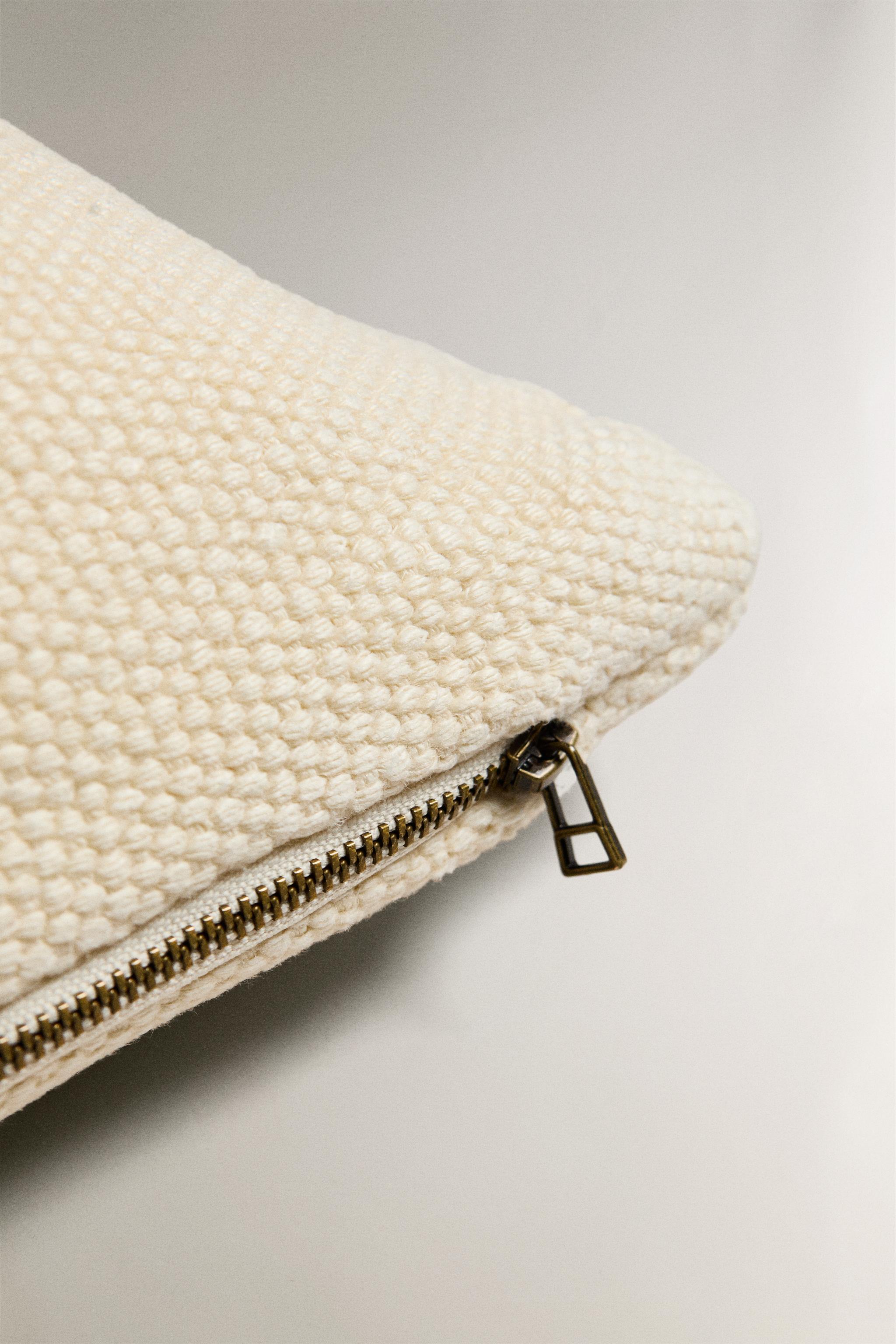 PLAIN THROW PILLOW COVER