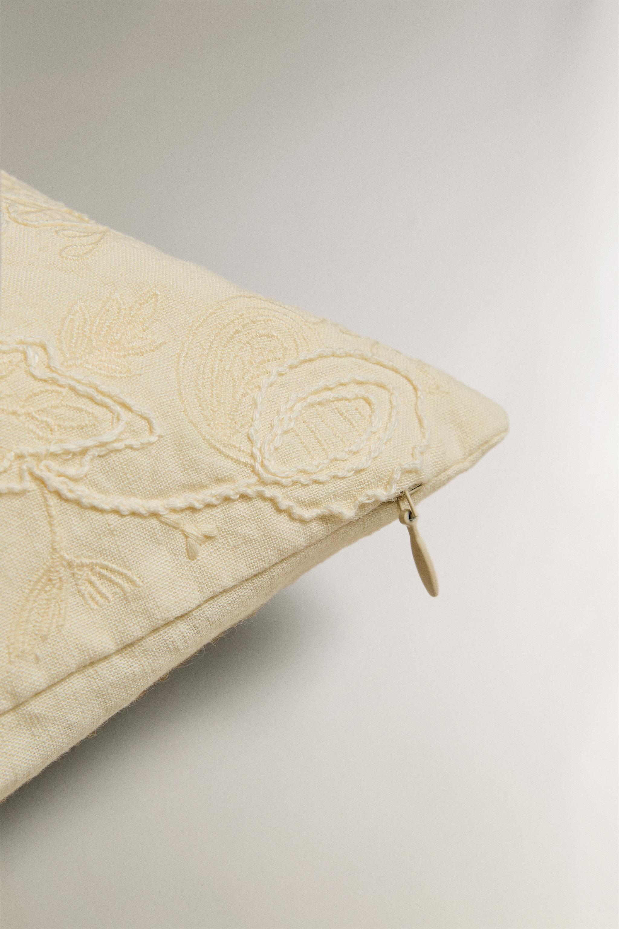 EMBROIDERED THROW PILLOW COVER