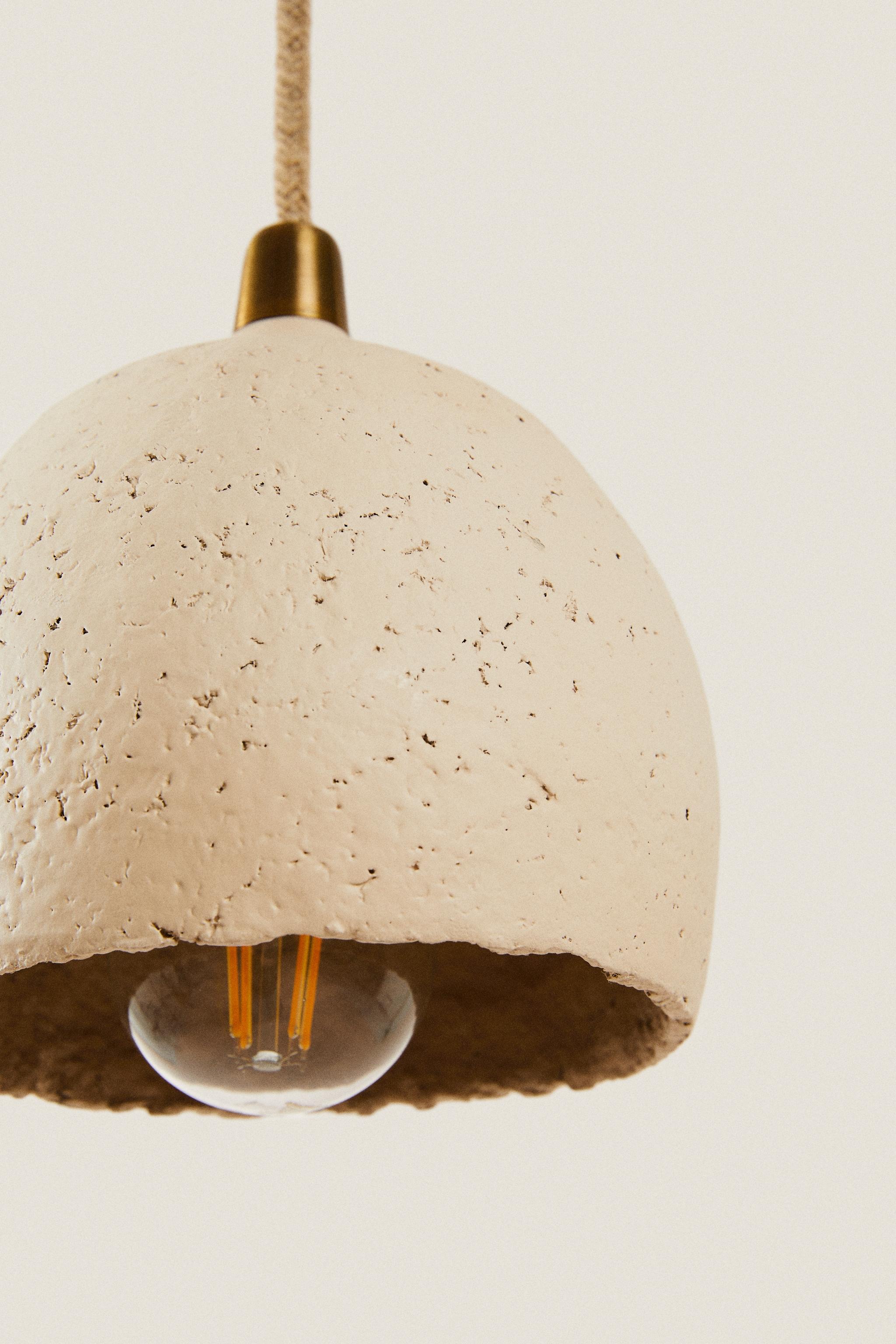 PAPIER-MÂCHÉ PENDANT LAMP