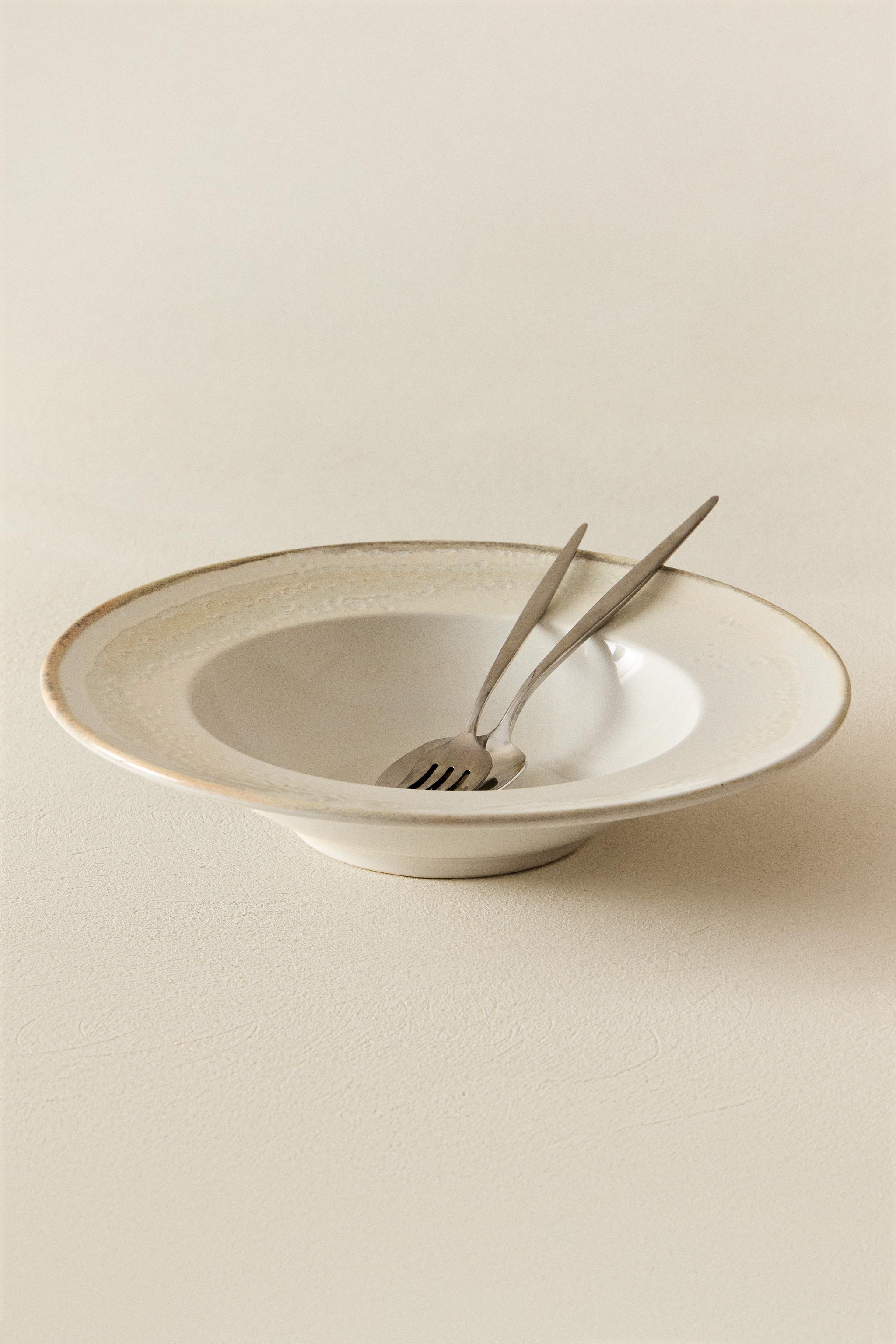 STONEWARE PASTA PLATE