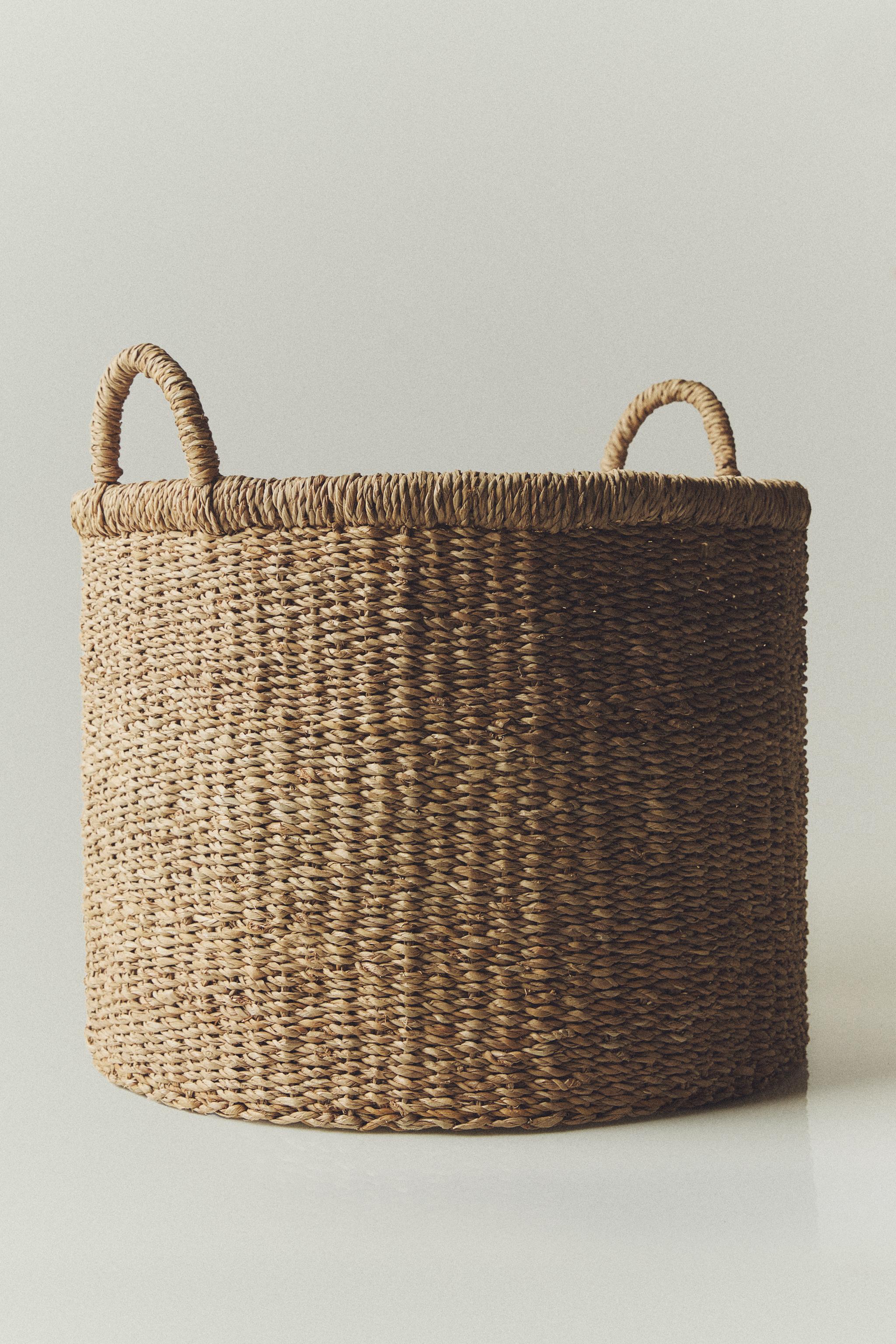 LARGE SEAGRASS BASKET WITH HANDLES