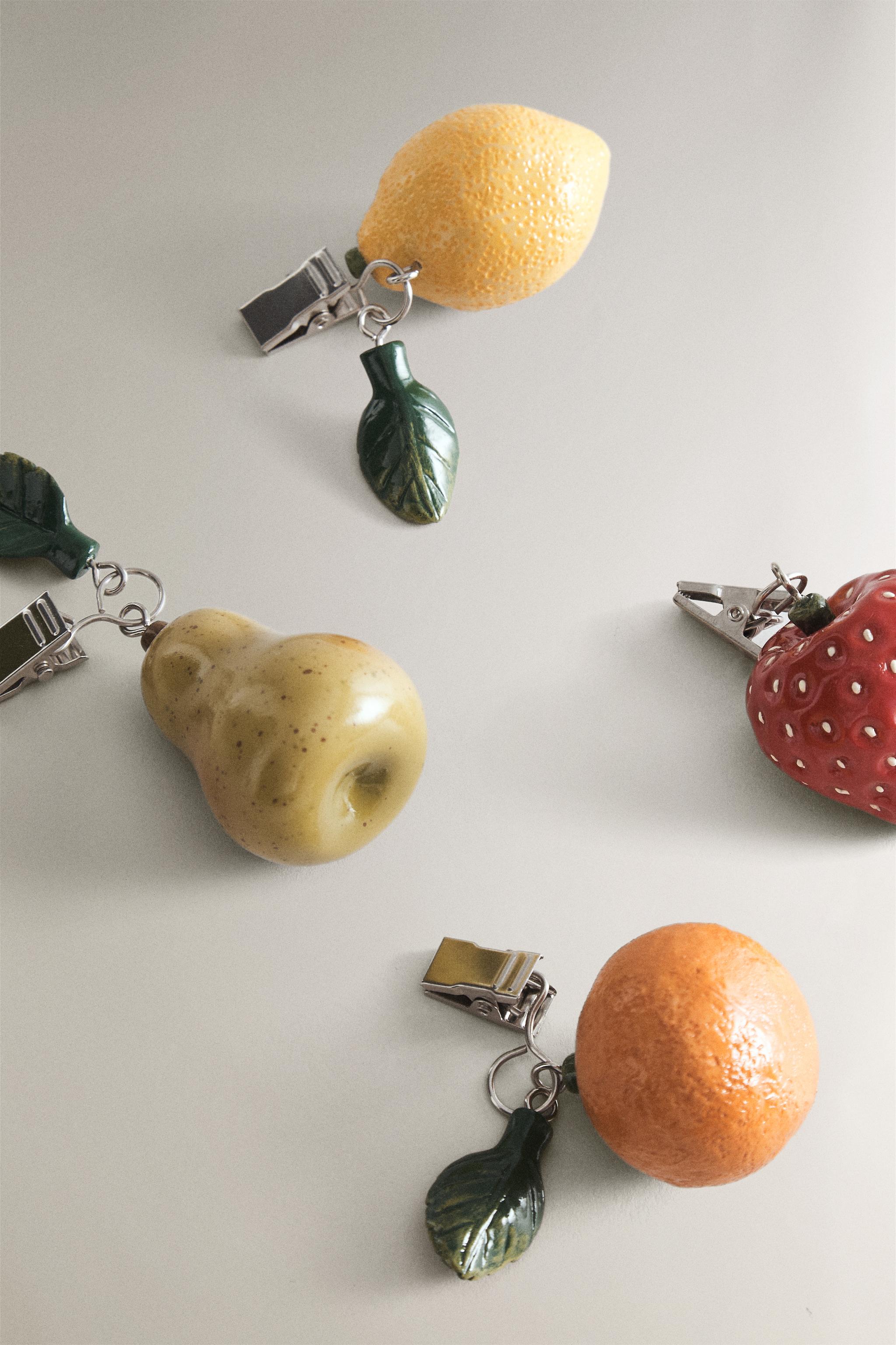 TABLECLOTH TONGS FOR FRUIT TABLECLOTHS (SET OF 4)