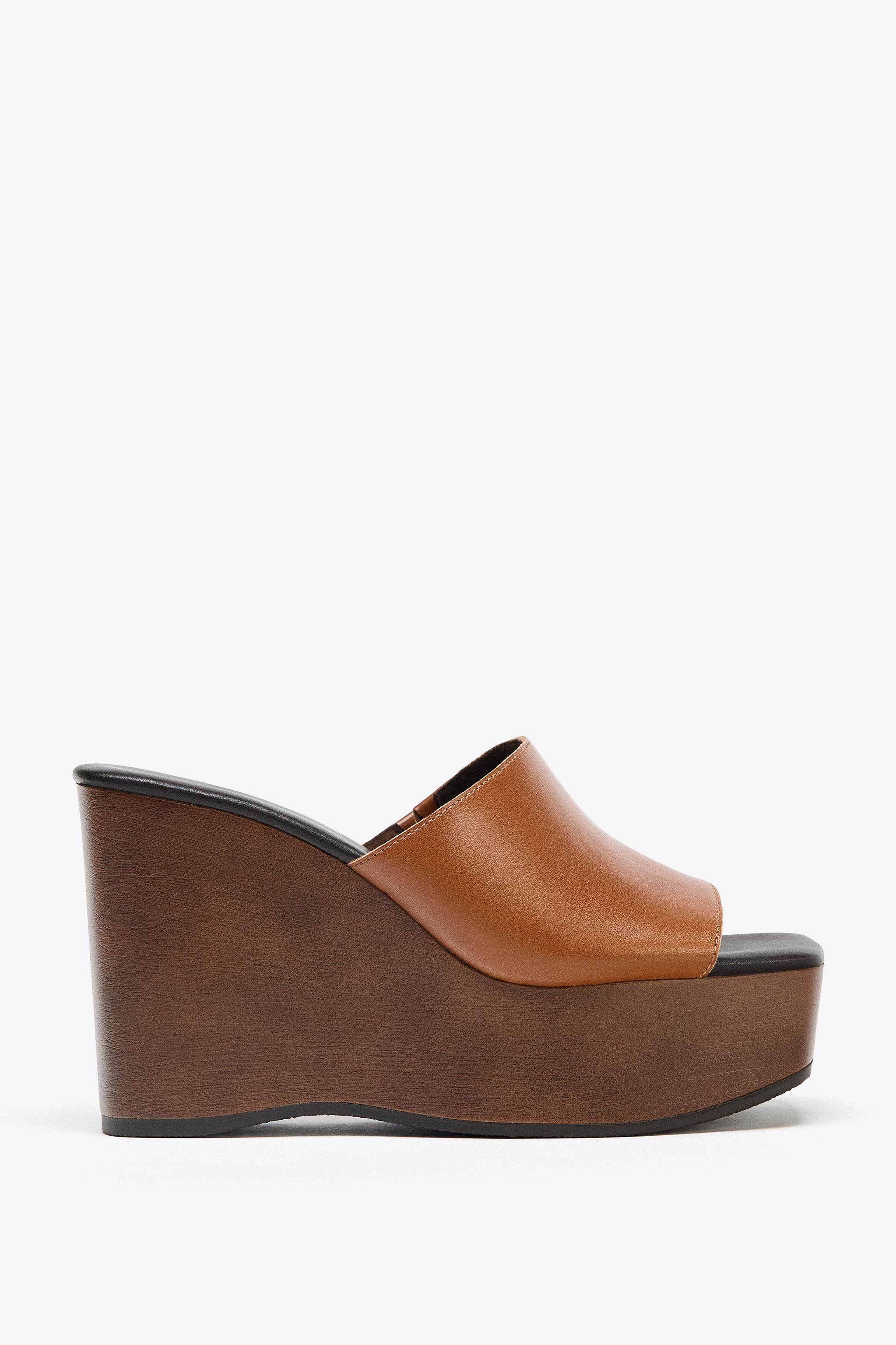 LEATHER WEDGE