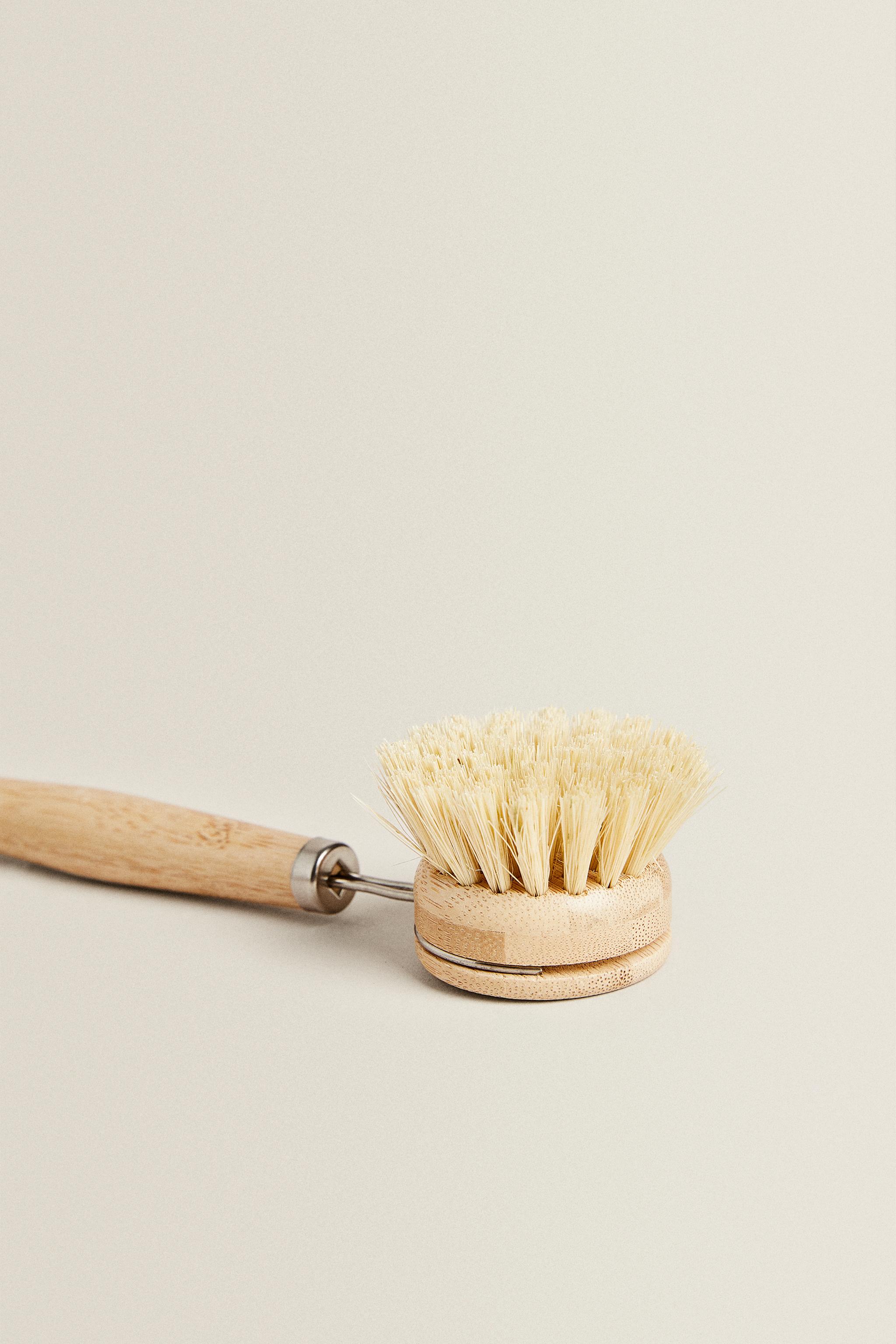 WOODEN TABLEWARE BRUSH