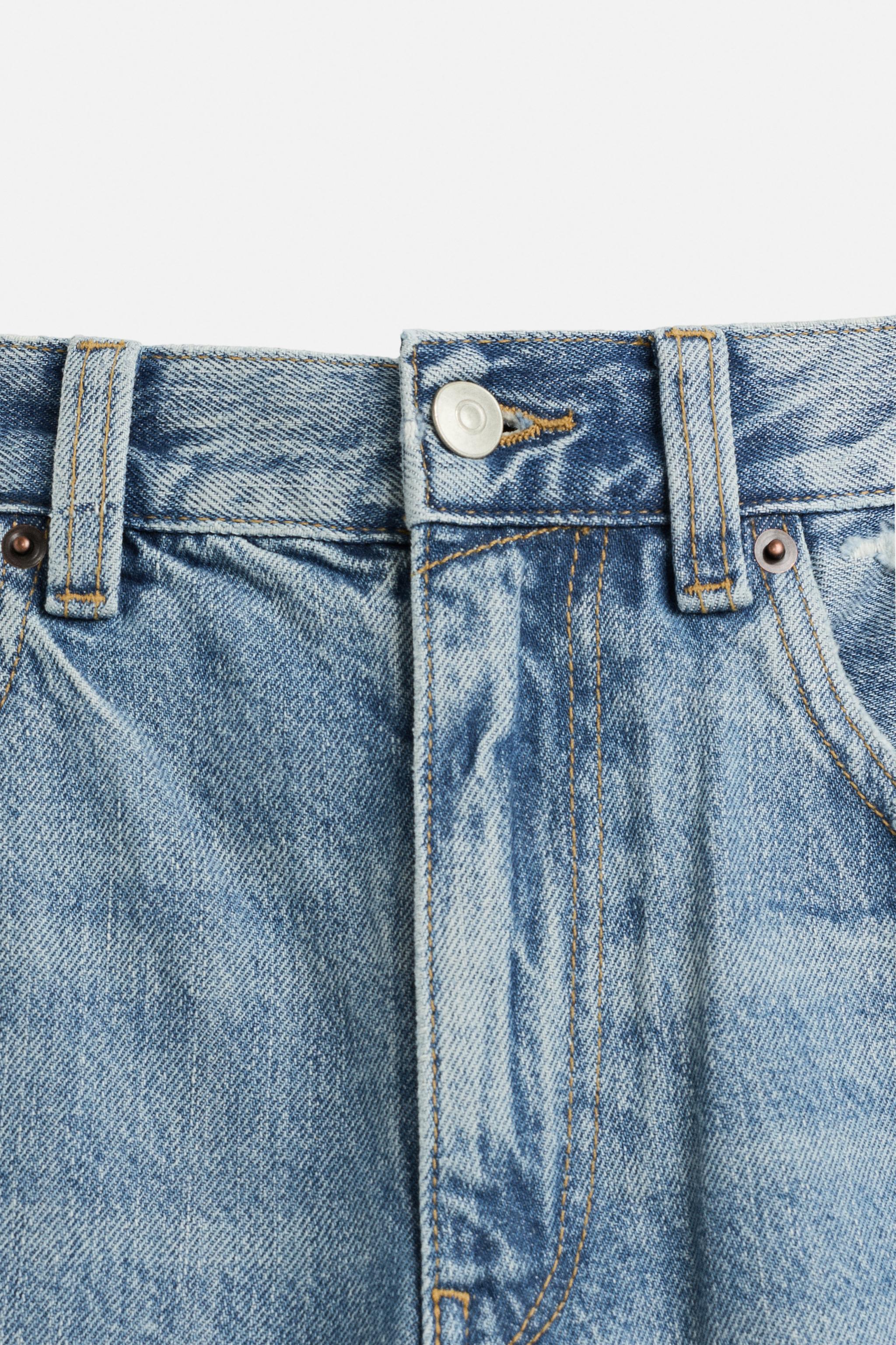 RIPPED BAGGY FIT DENIM SHORTS