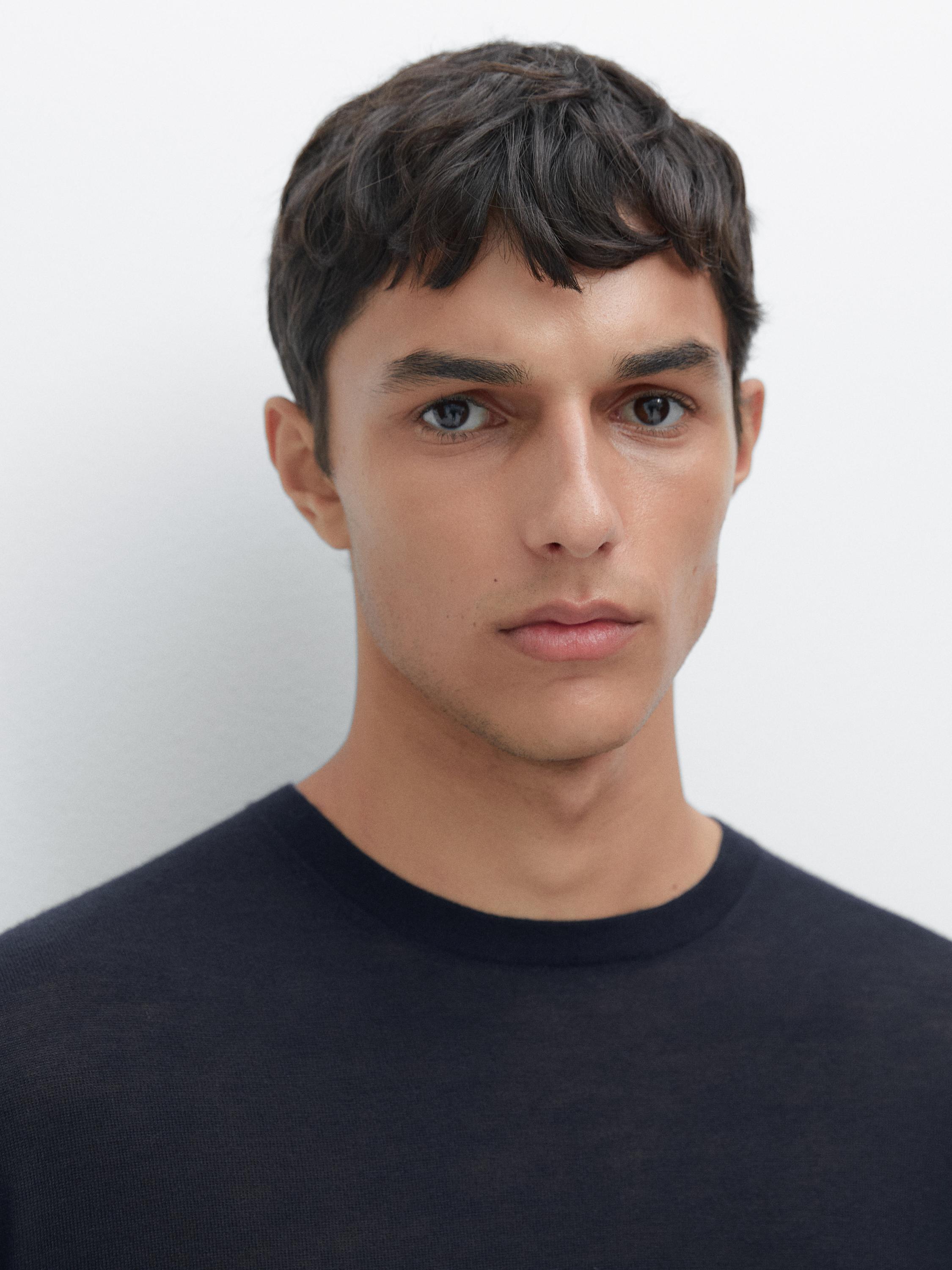 Knit 100% cashmere crew neck sweater