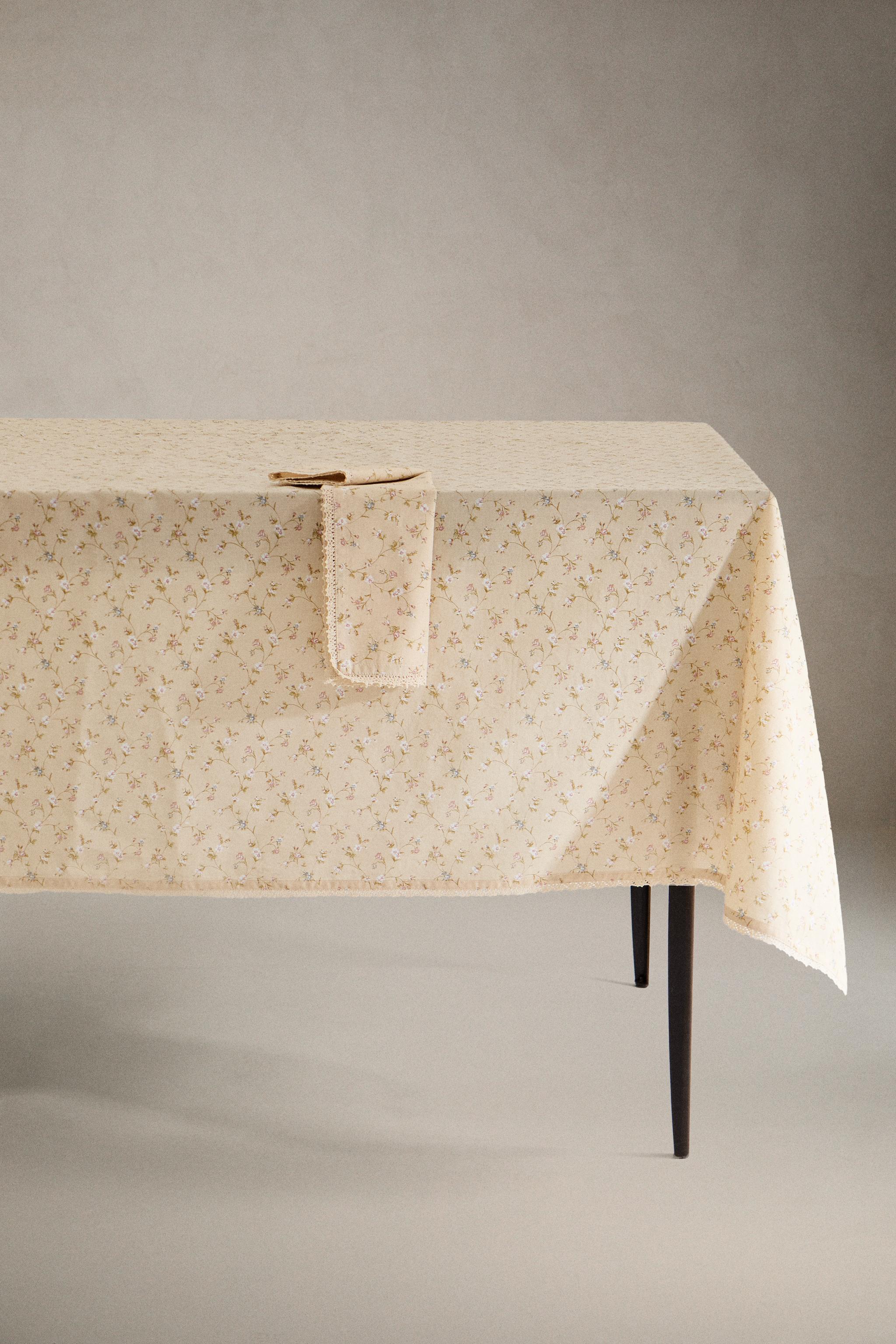 FLORAL COTTON TABLECLOTH