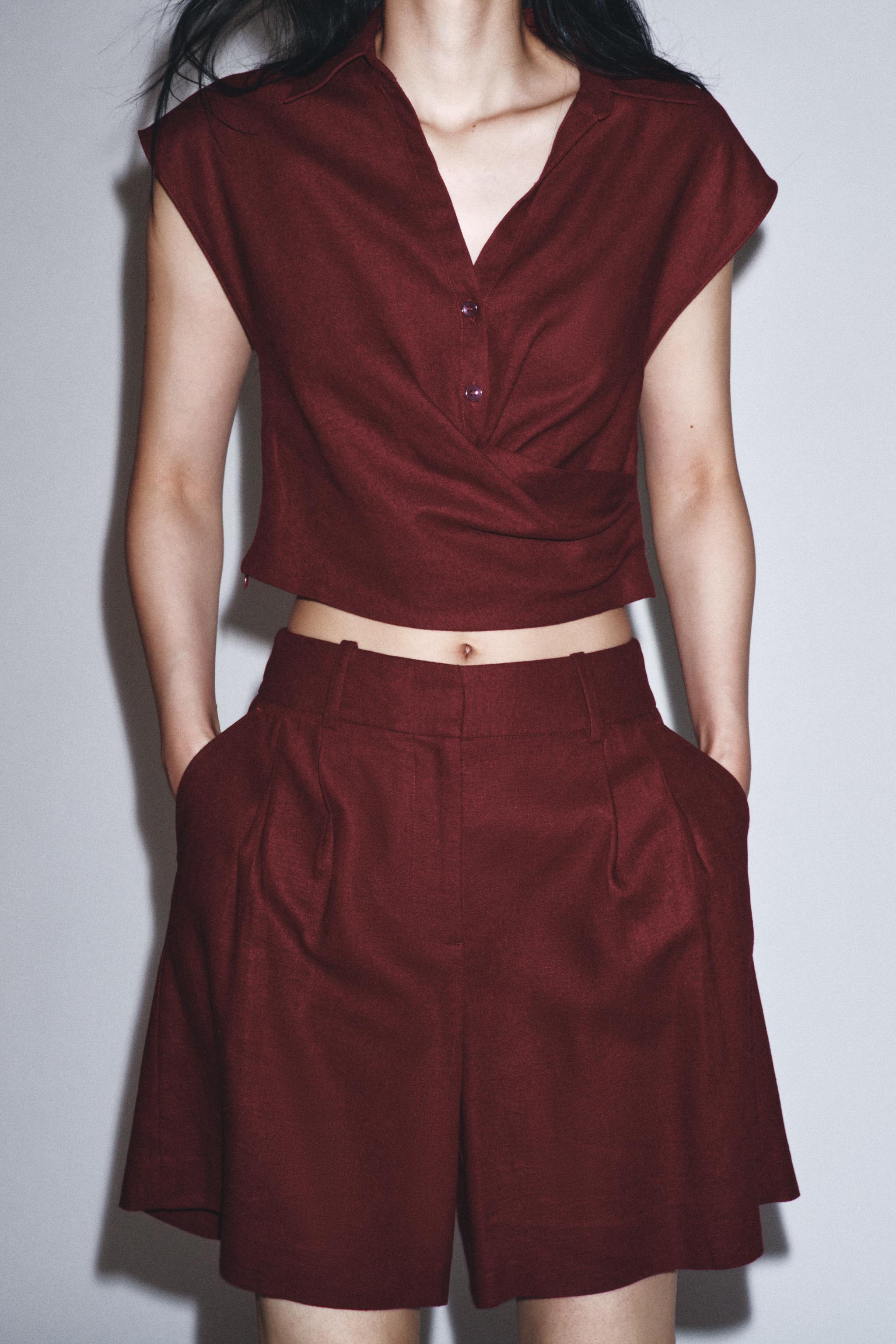 PLEATED LINEN BERMUDA SHORTS