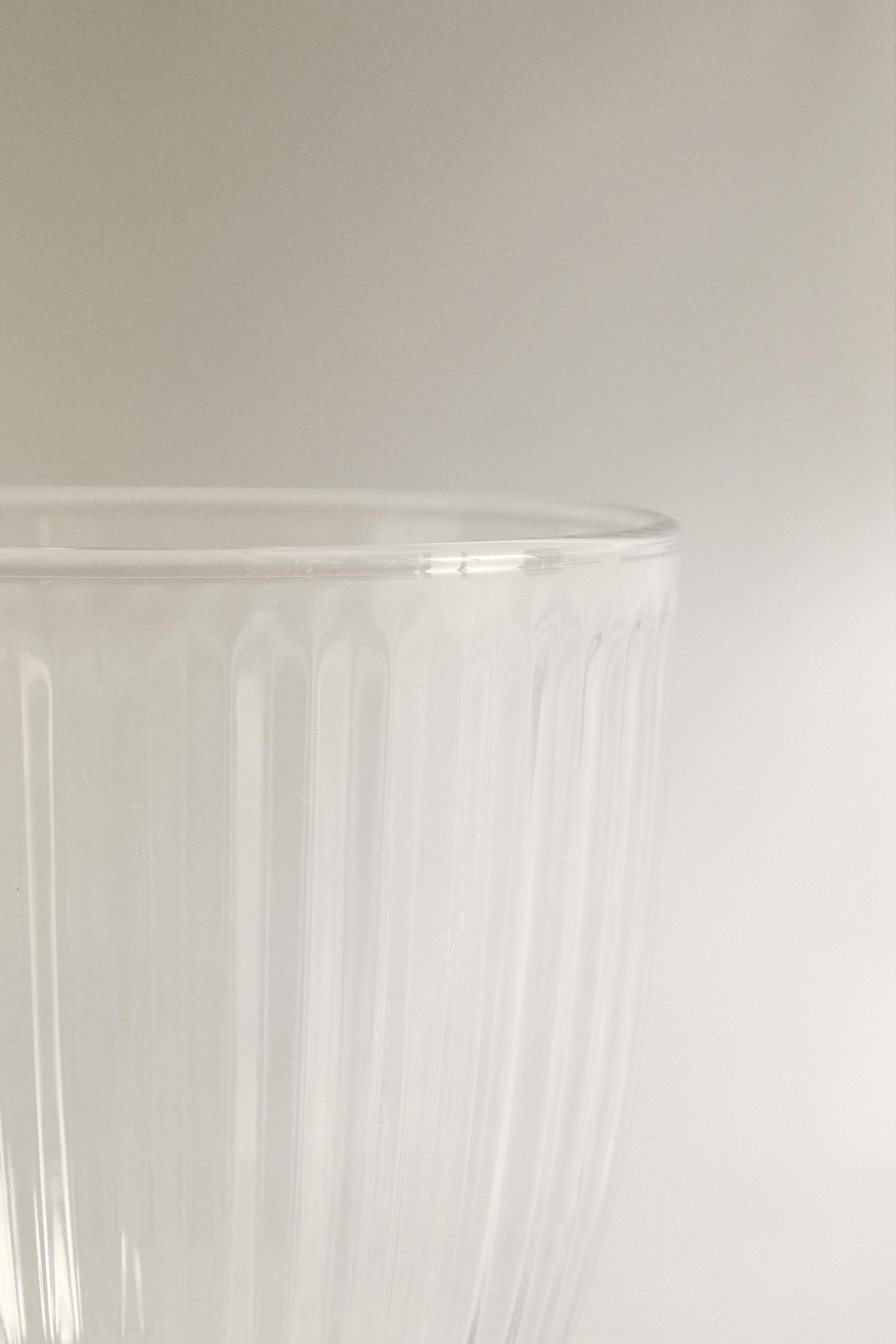 LINEAR-DESIGN GLASS TUMBLER