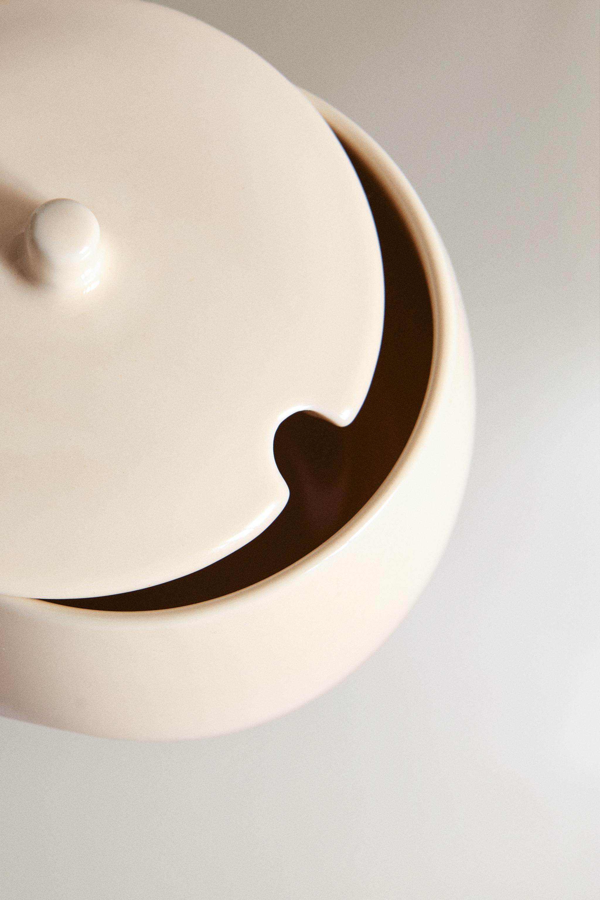 PLAIN SPOON STONEWARE SUGAR BOWL