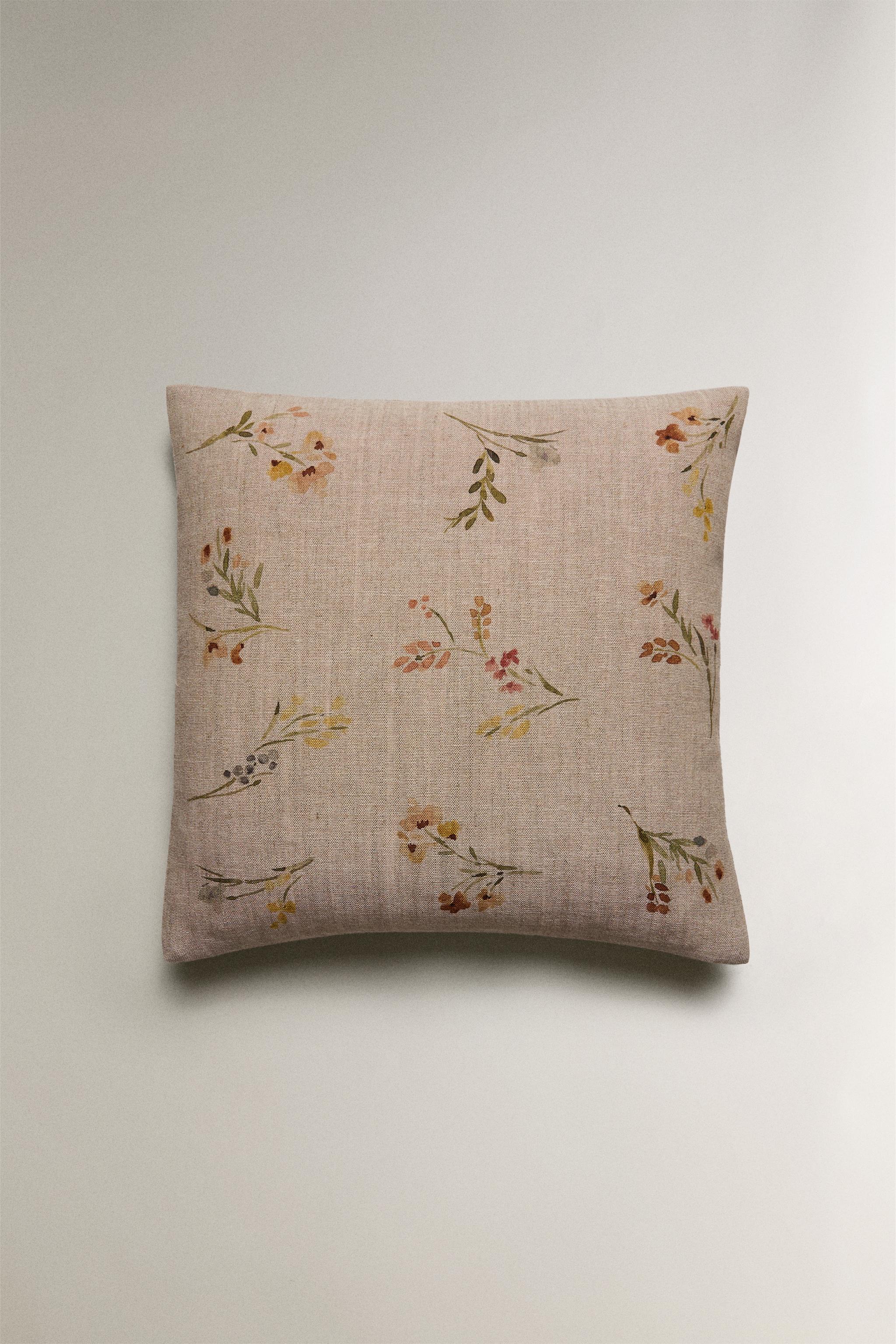 FLORAL PRINT THROW PILLOW COVER