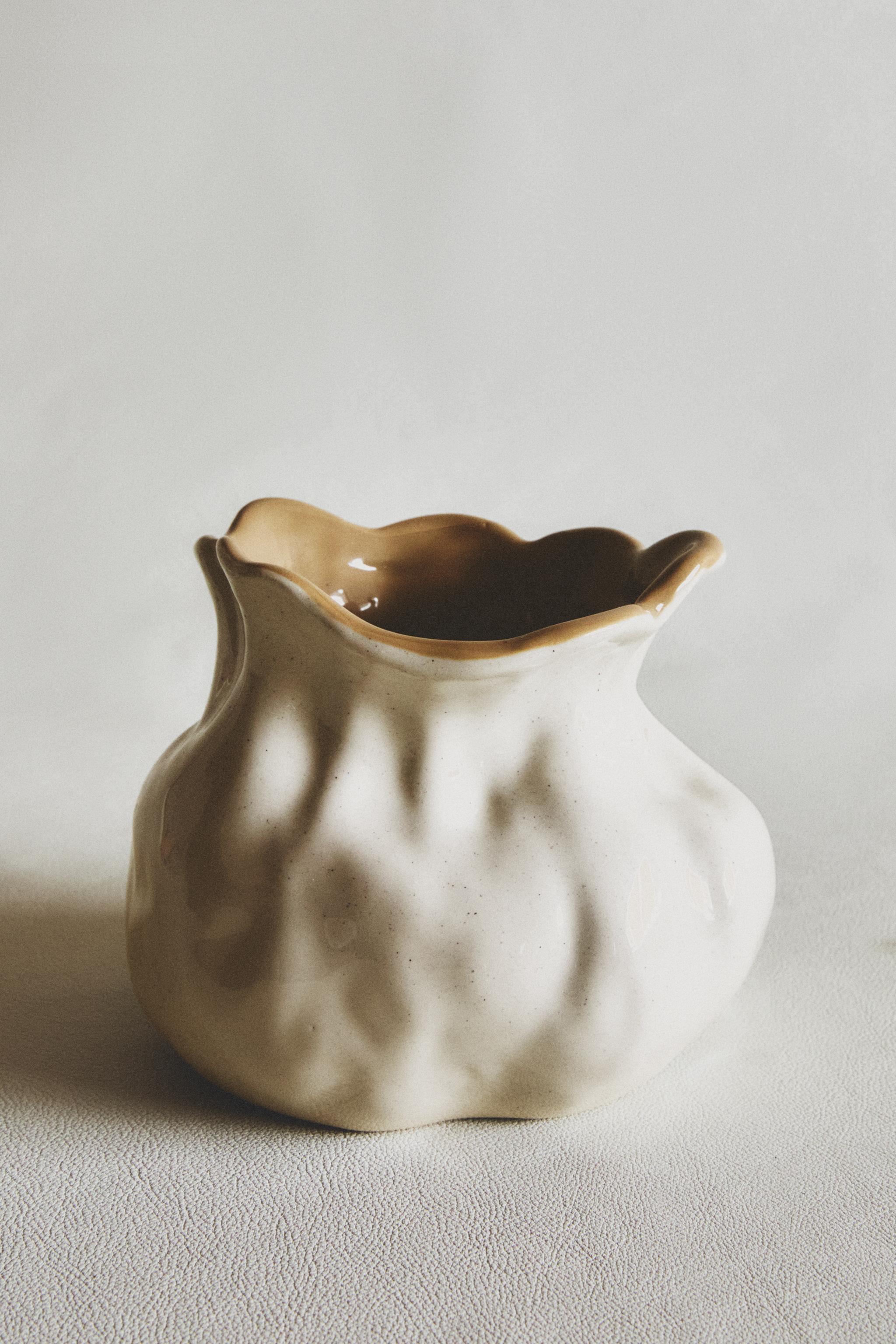ARTICHOKE CERAMIC VASE