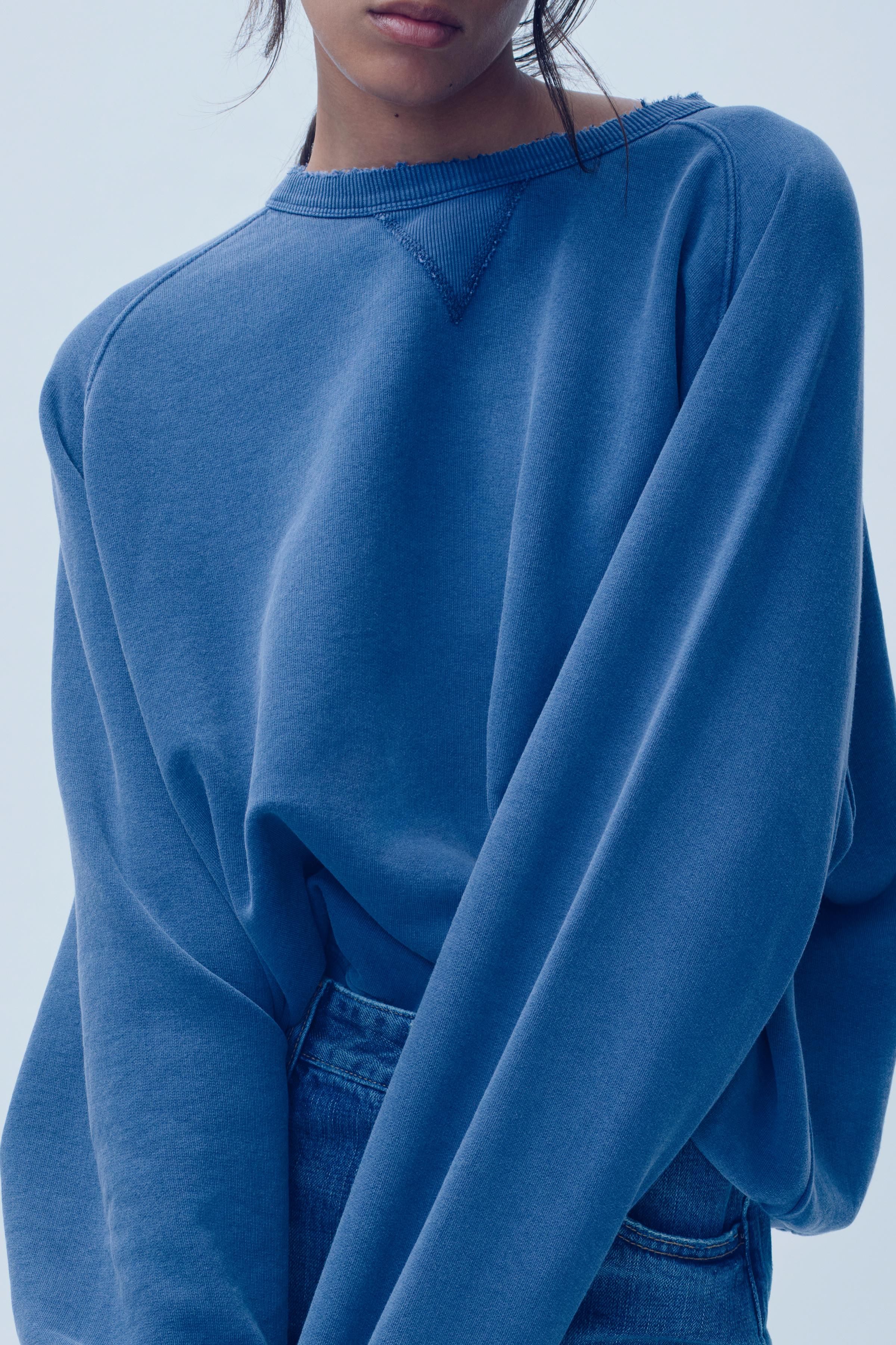 WASHED EFFECT SWEATSHIRT