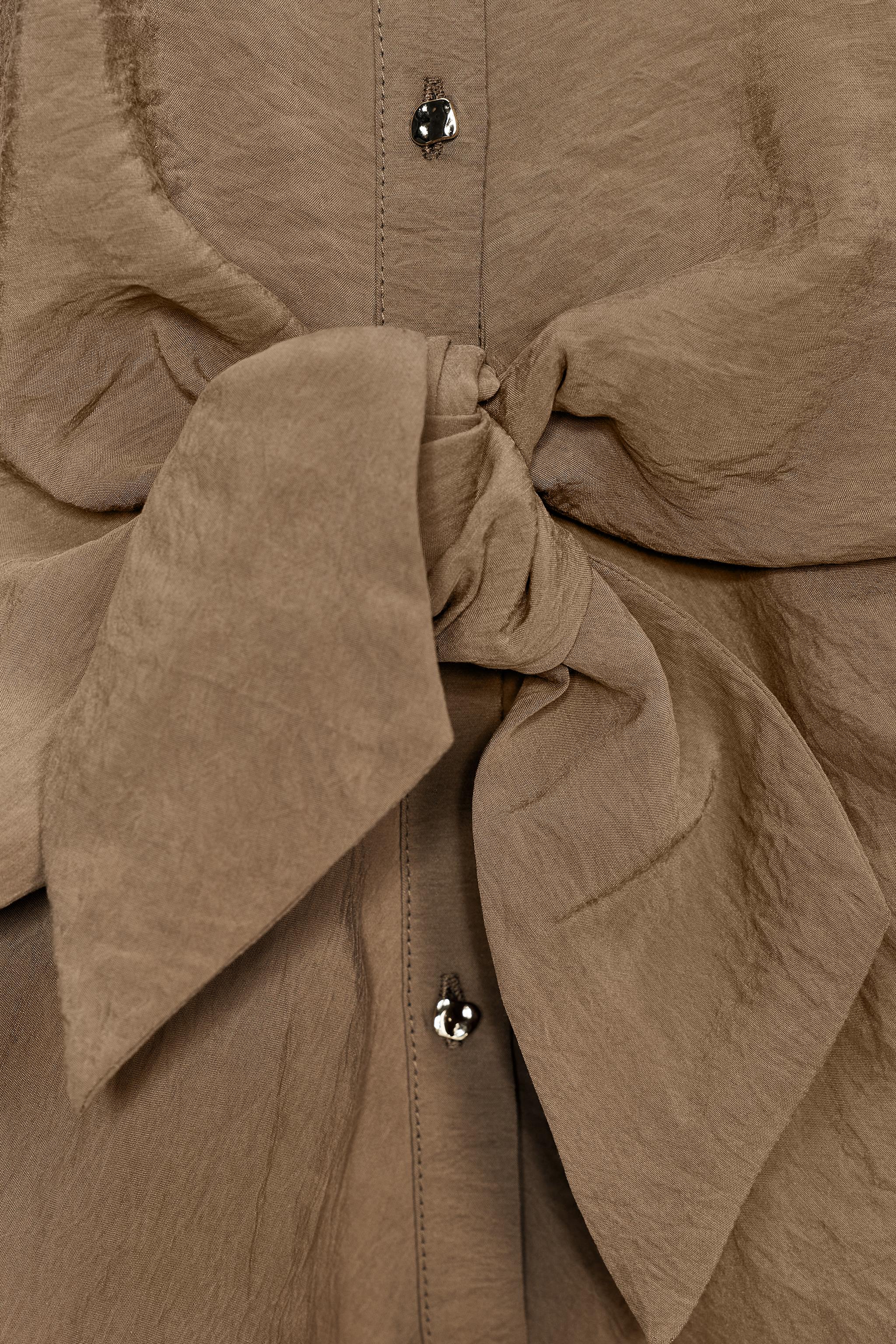 SHORT SLEEVE KNOT SHIRT