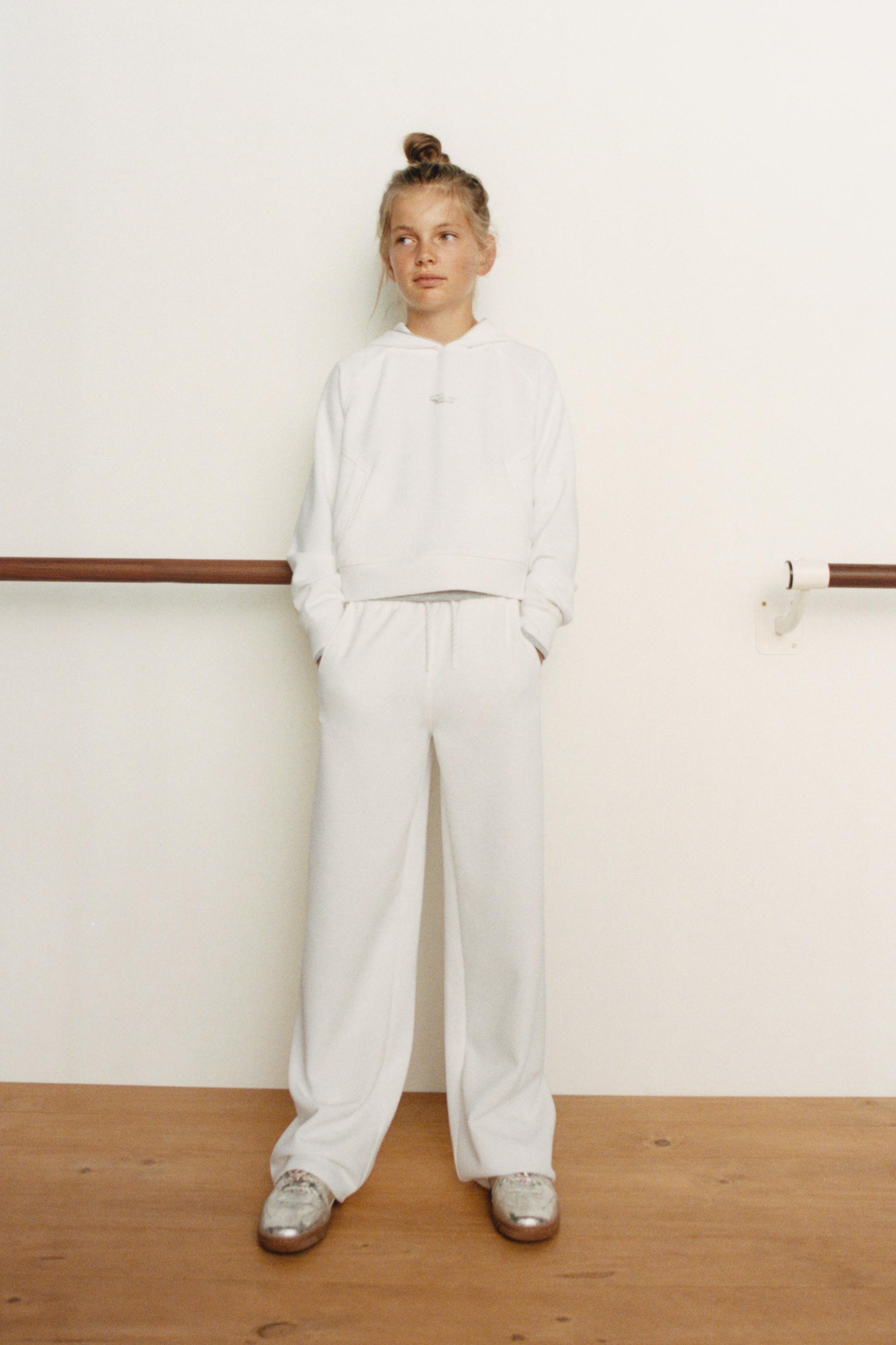 SWEATSHIRT WITH MODAL TEXT