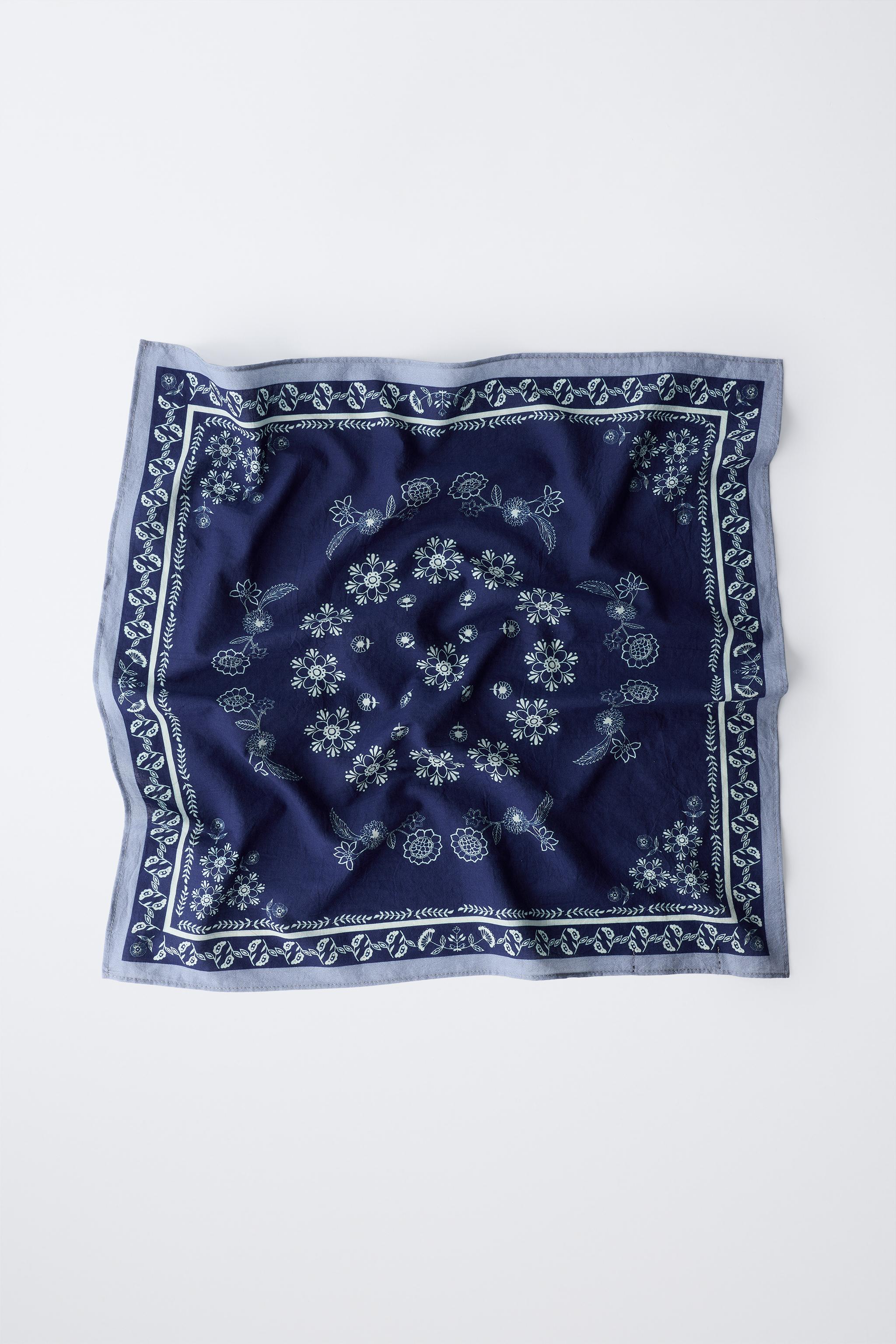 SQUARE FLORAL PRINT BANDANA