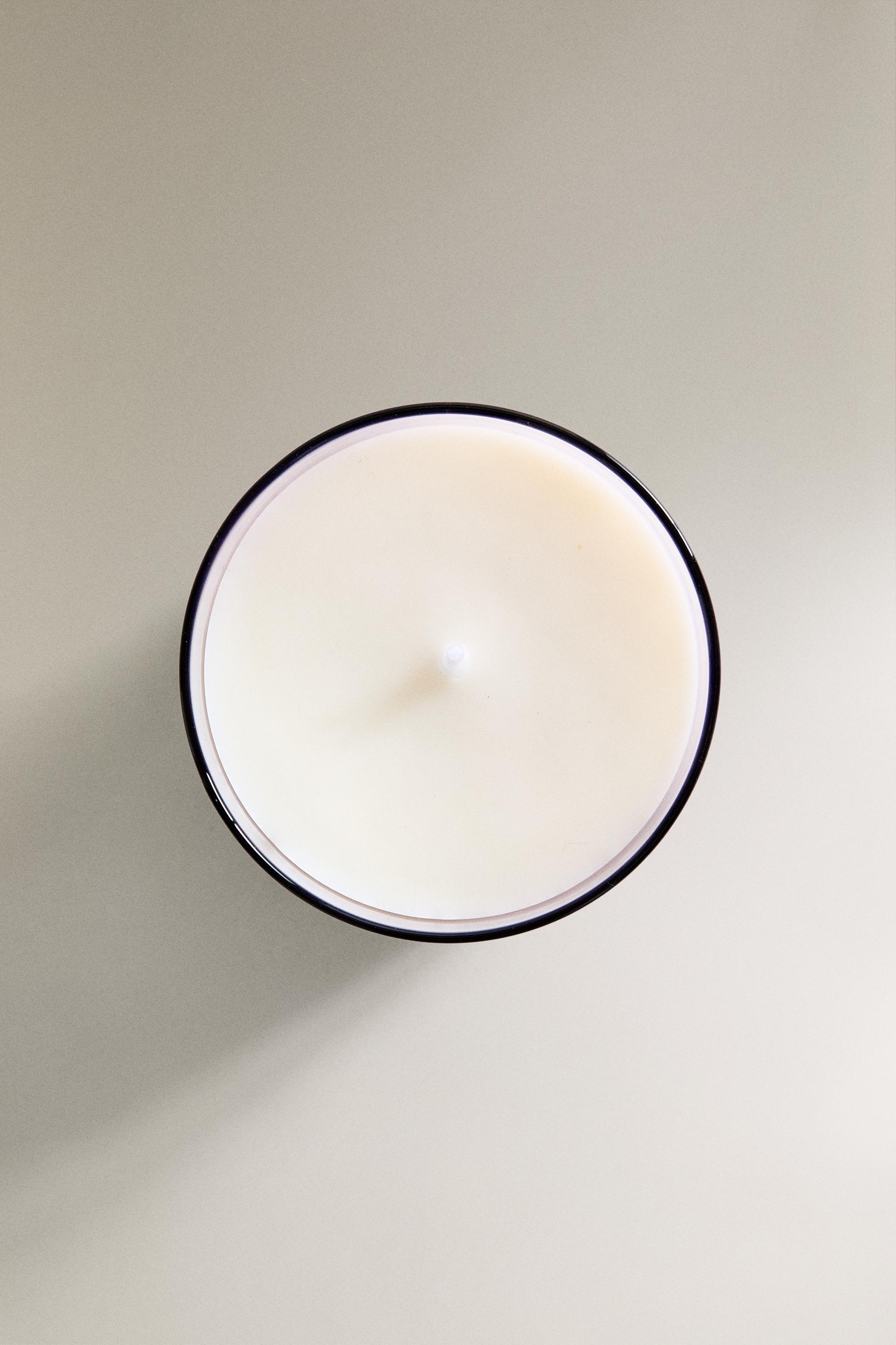 (220 G) LYCHEE & LEMON SCENTED CANDLE