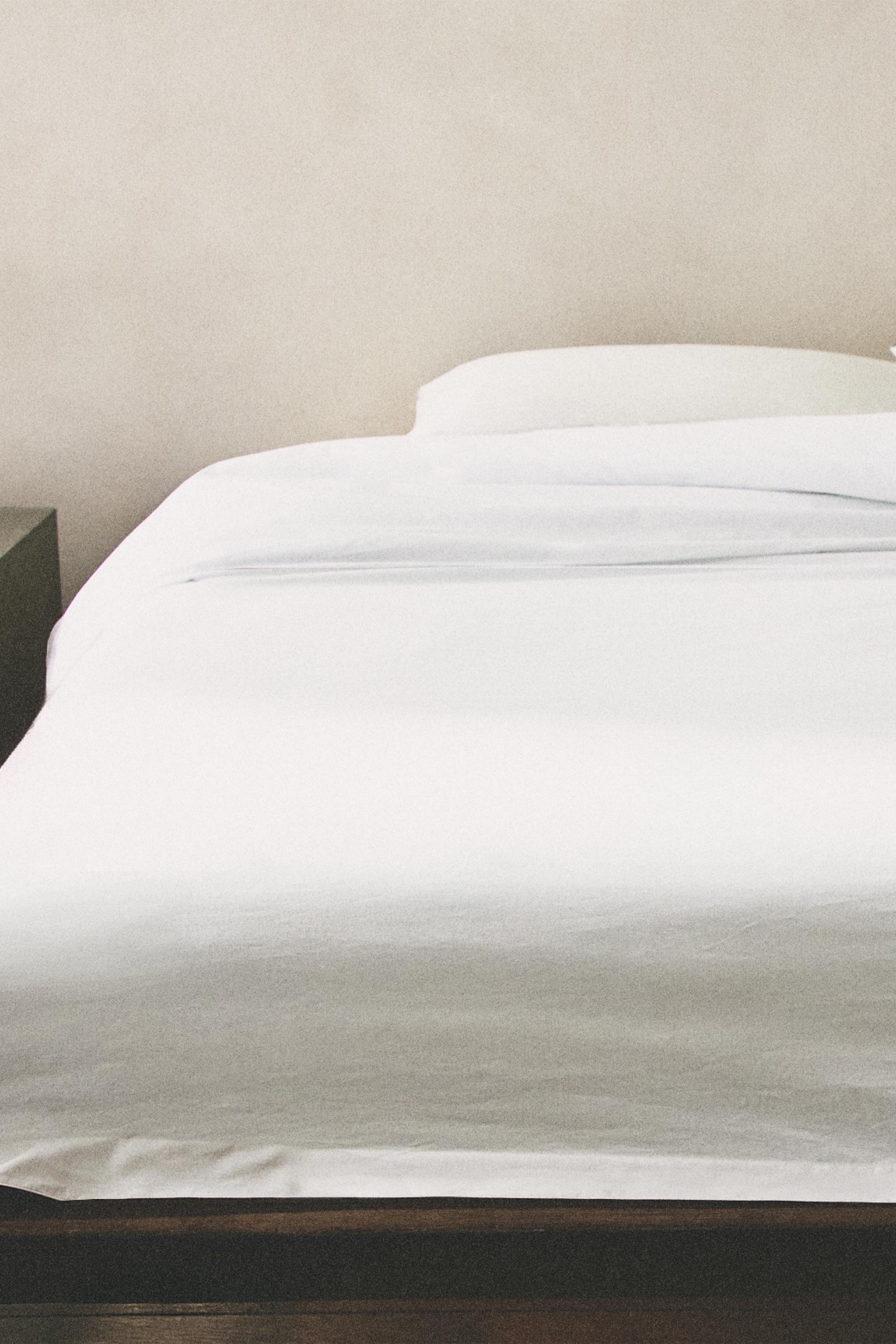 OVERLOCK DUVET COVER